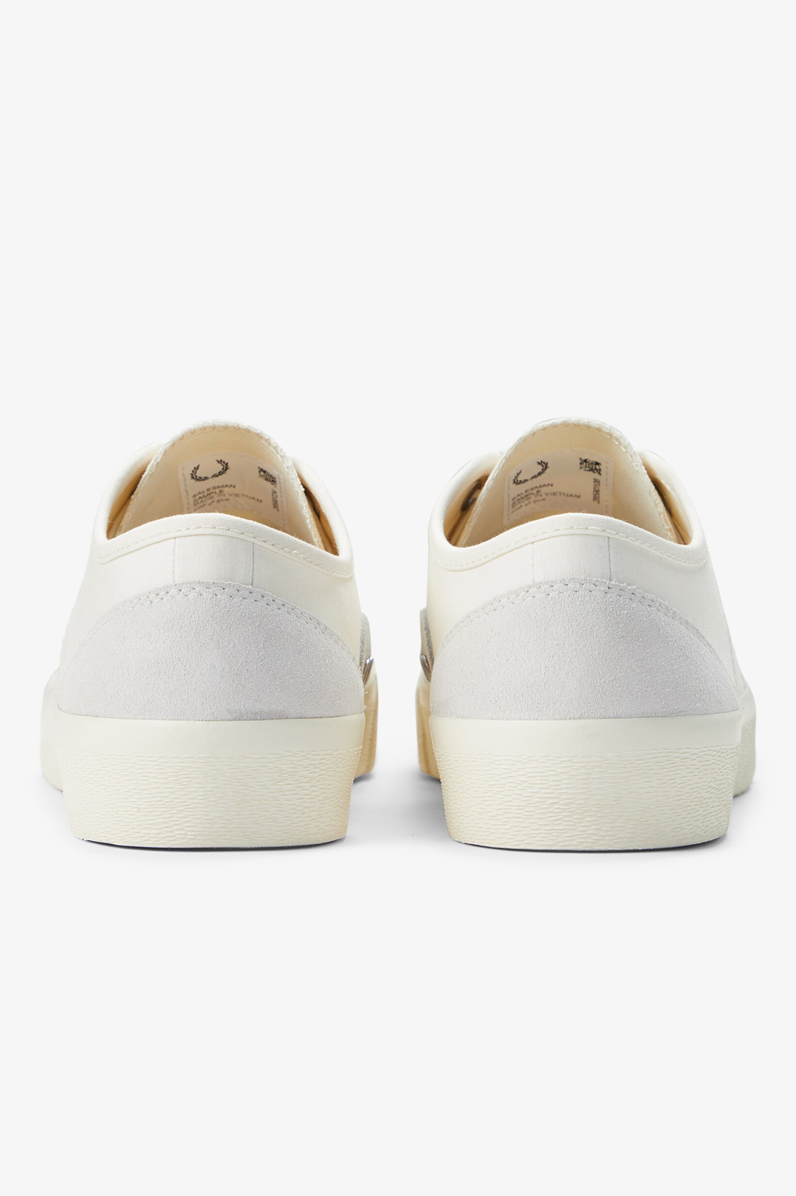 Sapatilhas Fred Perry 'Hughes Canvas Plimsoll' Cru-5