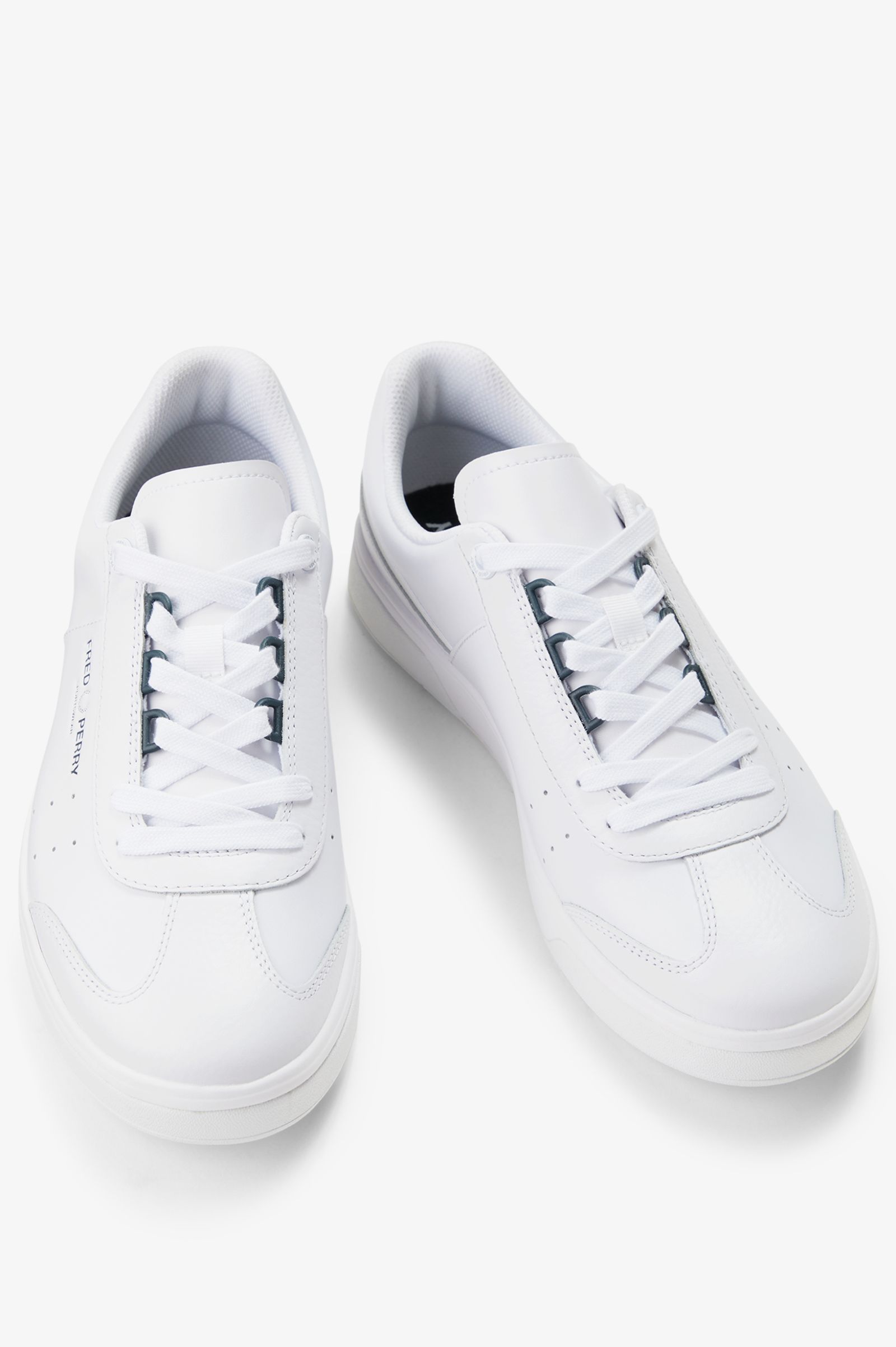 Sapatilhas 'B302' em Pele Fred Perry Branco-3