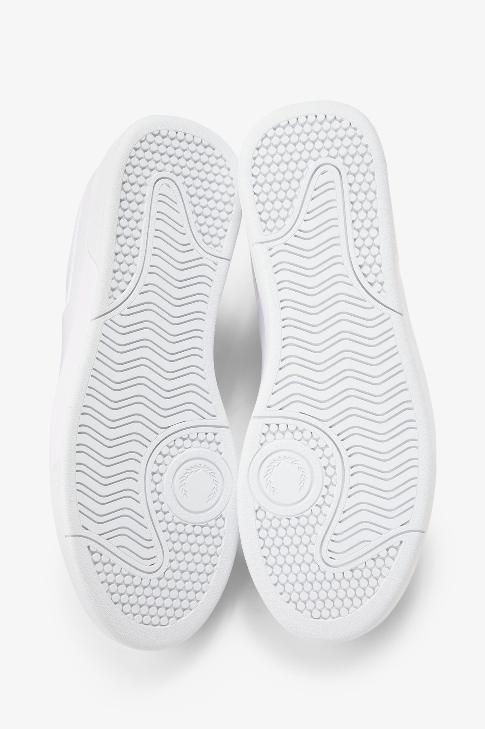Sapatilhas 'B302' em Pele Fred Perry Branco-4