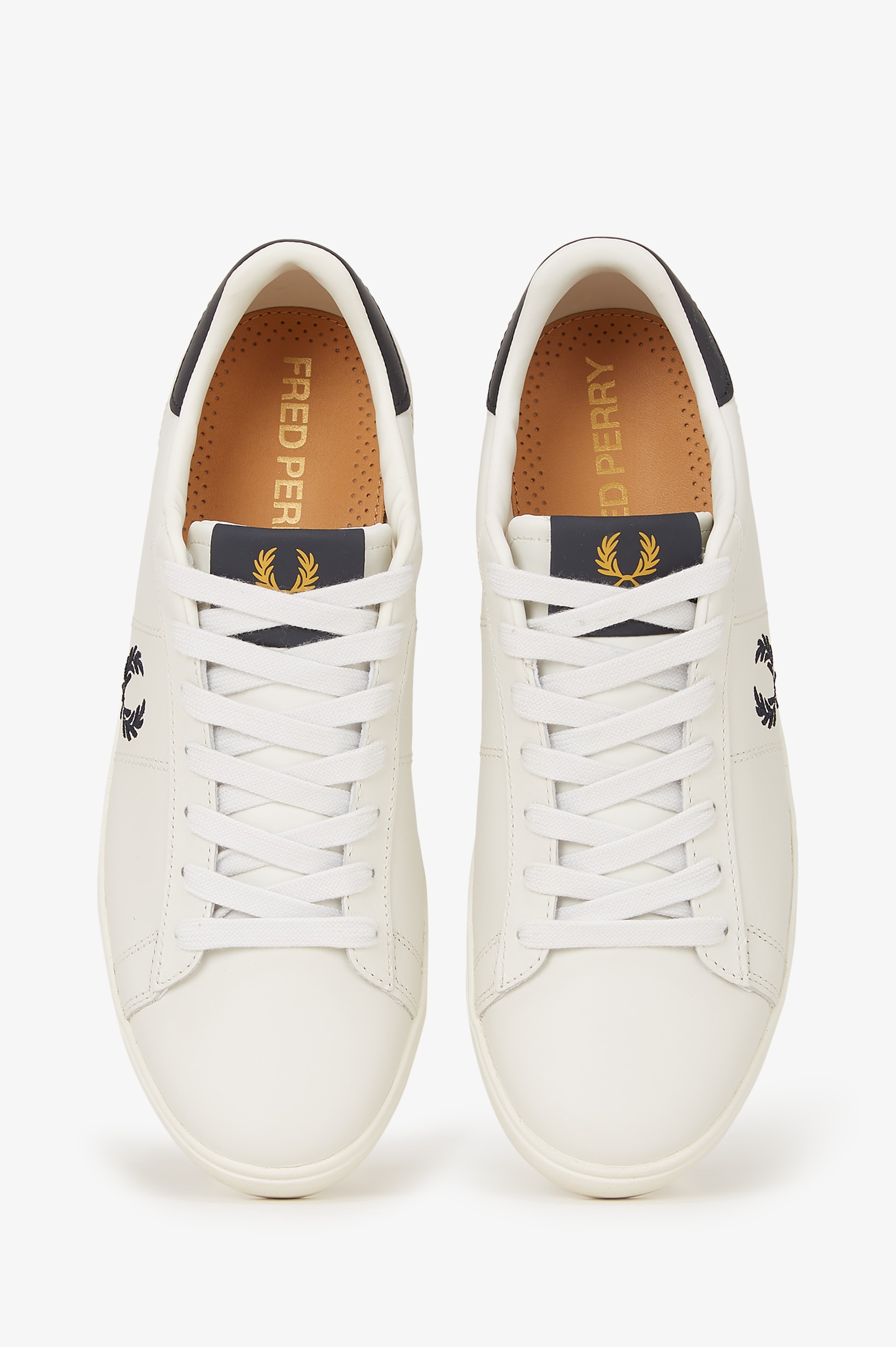 Sapatilhas Unissexo 'Spencer' em Pele Fred Perry Pérola-2