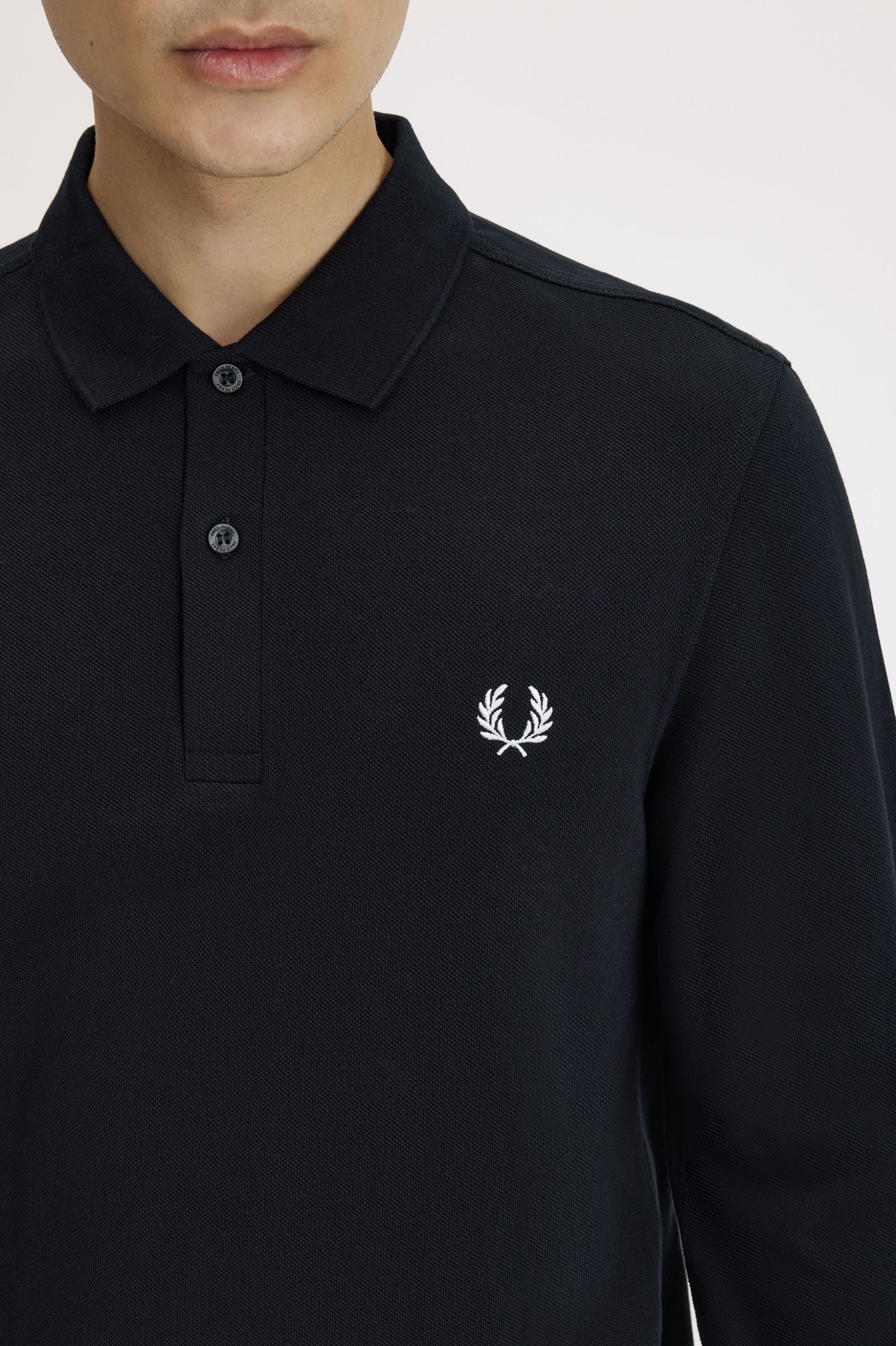 Polo 'Fred Perry' de Manga Comprida Preto-3