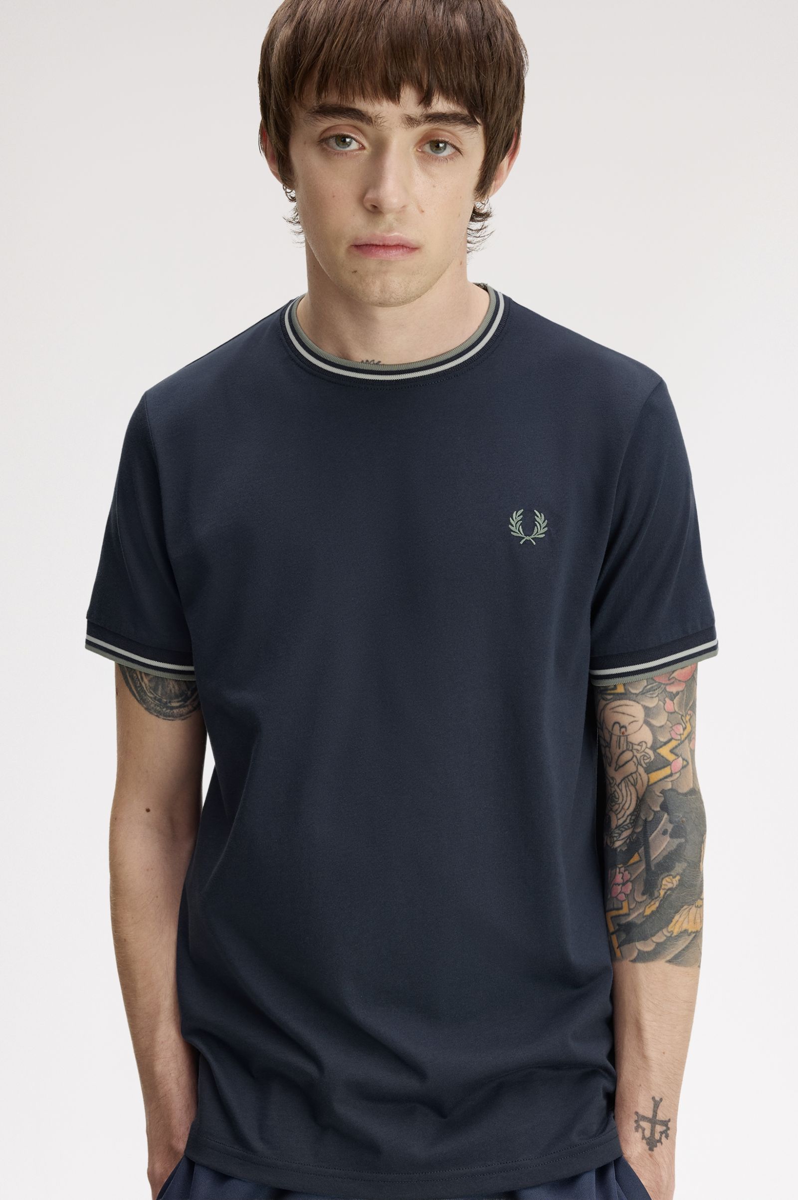 T-Shirt 'Twin Tipped' em Azul Azul-2