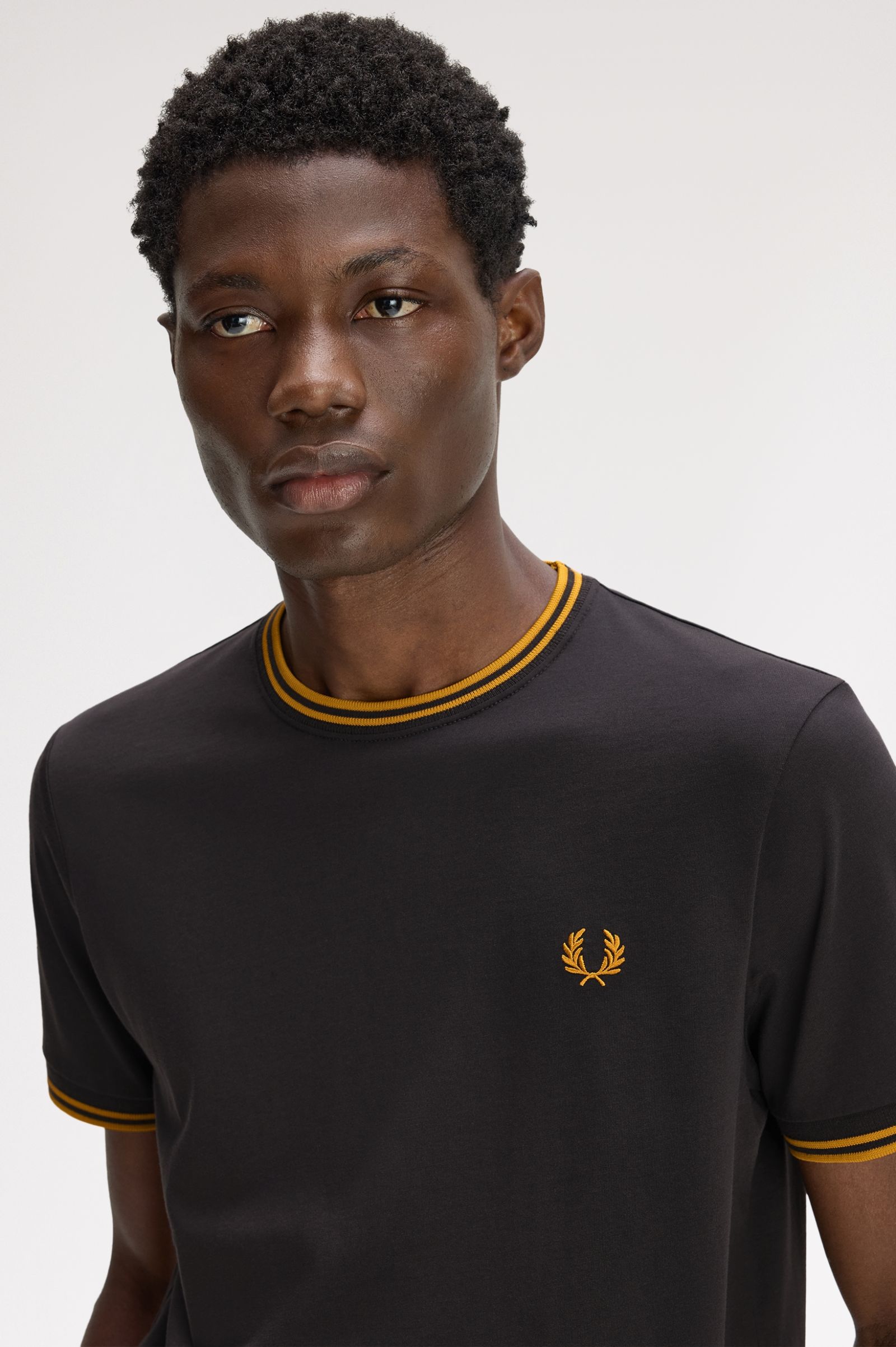 T-Shirt 'Twin Tipped' em Cinzento Cinzento-escuro-3