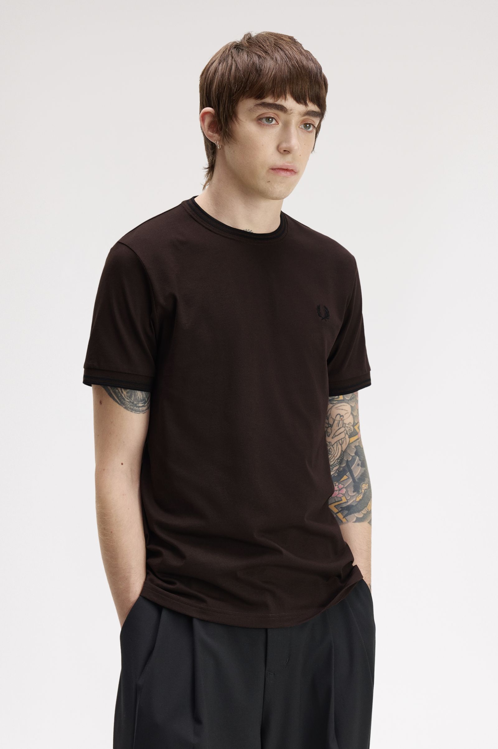 T-Shirt 'Twin Tipped' em Castanho Castanho-escuro-2