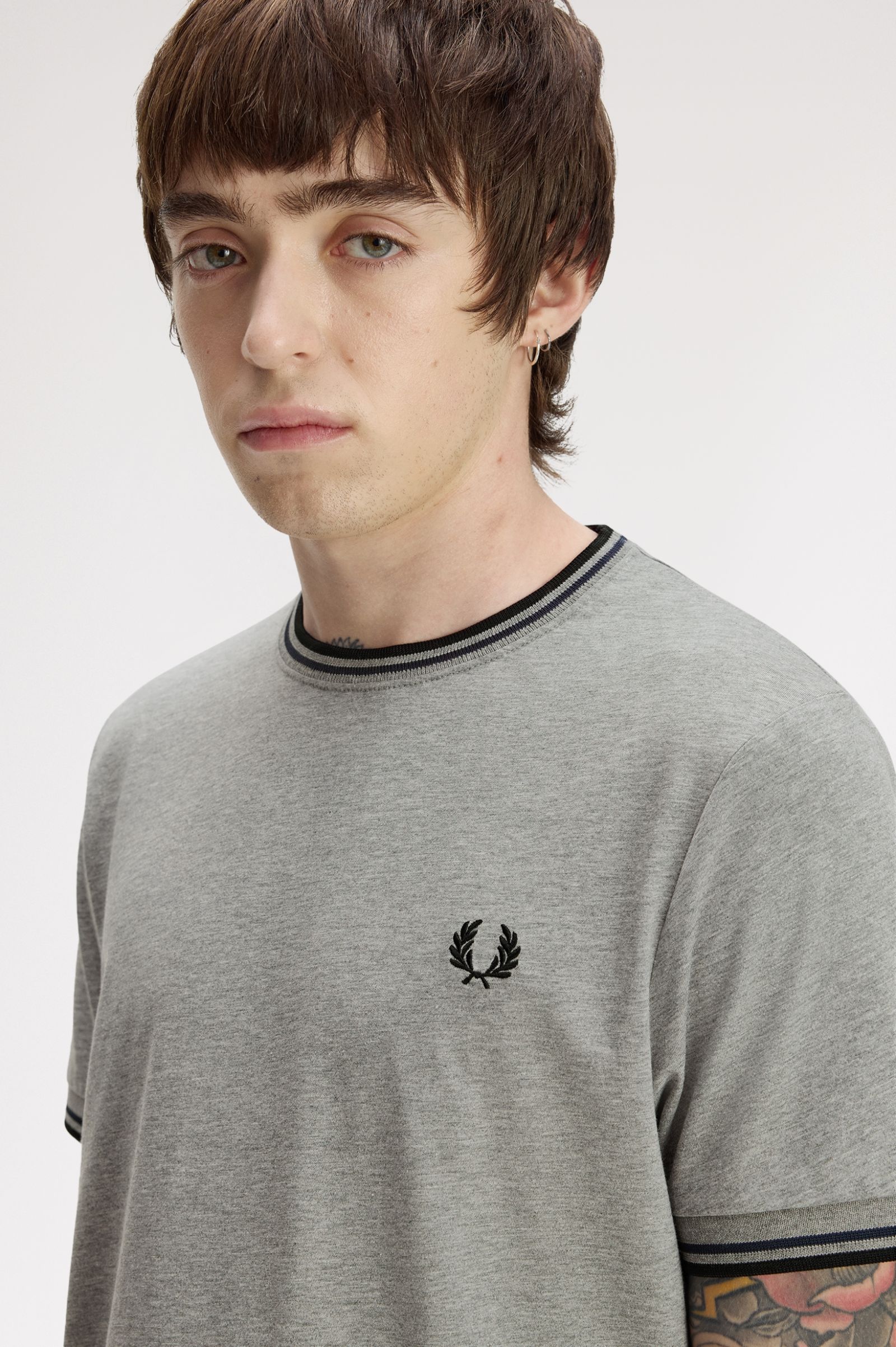 T-Shirt 'Twin Tipped' em Cinzento Cinzento-claro-3