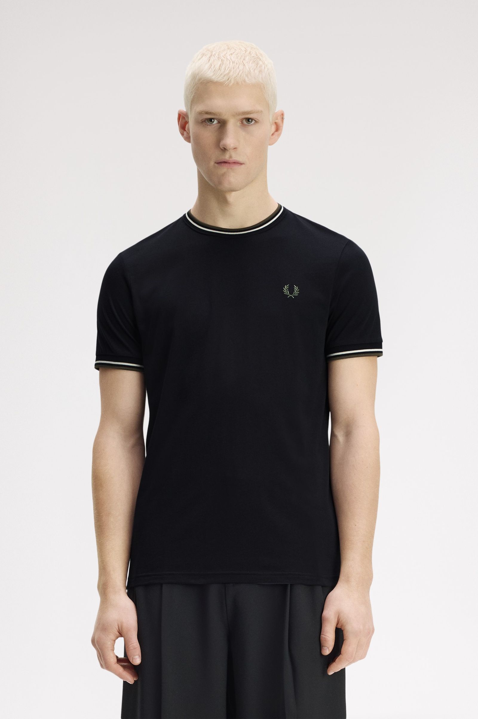 Imagem 0 de T-Shirt 'Twin Tipped' em Preto