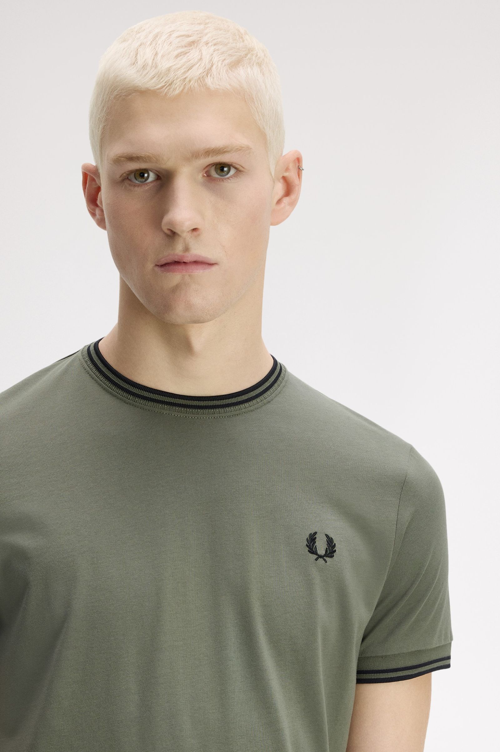 T-Shirt 'Twin Tipped' em Verde Verde-3