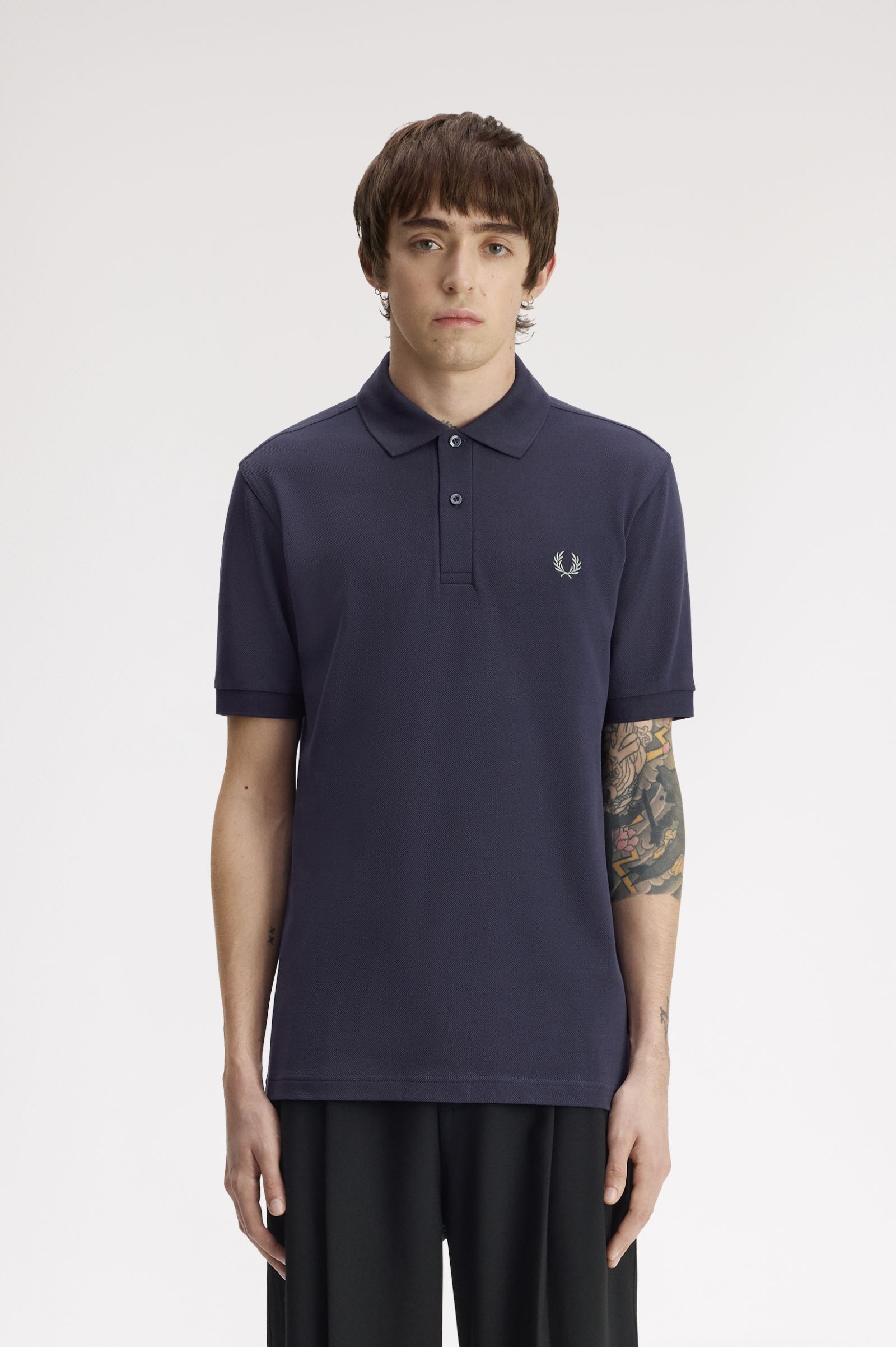 Imagem 0 de Polo Fred Perry 'M6000' em Azul-escuro
