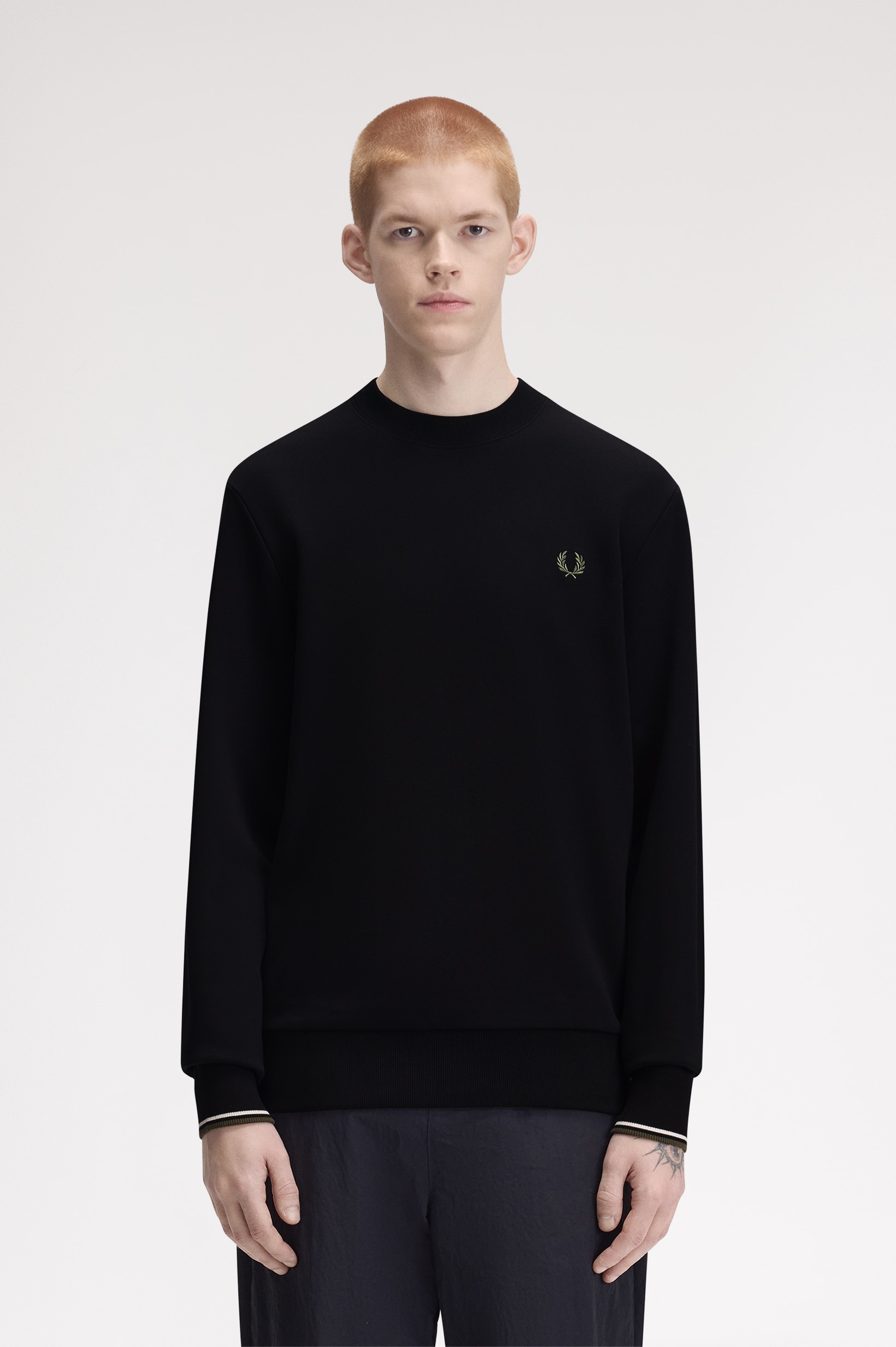 Imagem 0 de Sweatshirt Gola Redonda em Preto