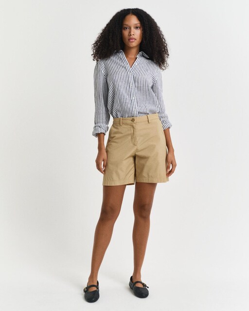 Imagem 0 de Bermudas Estilo Chino com Presilhas