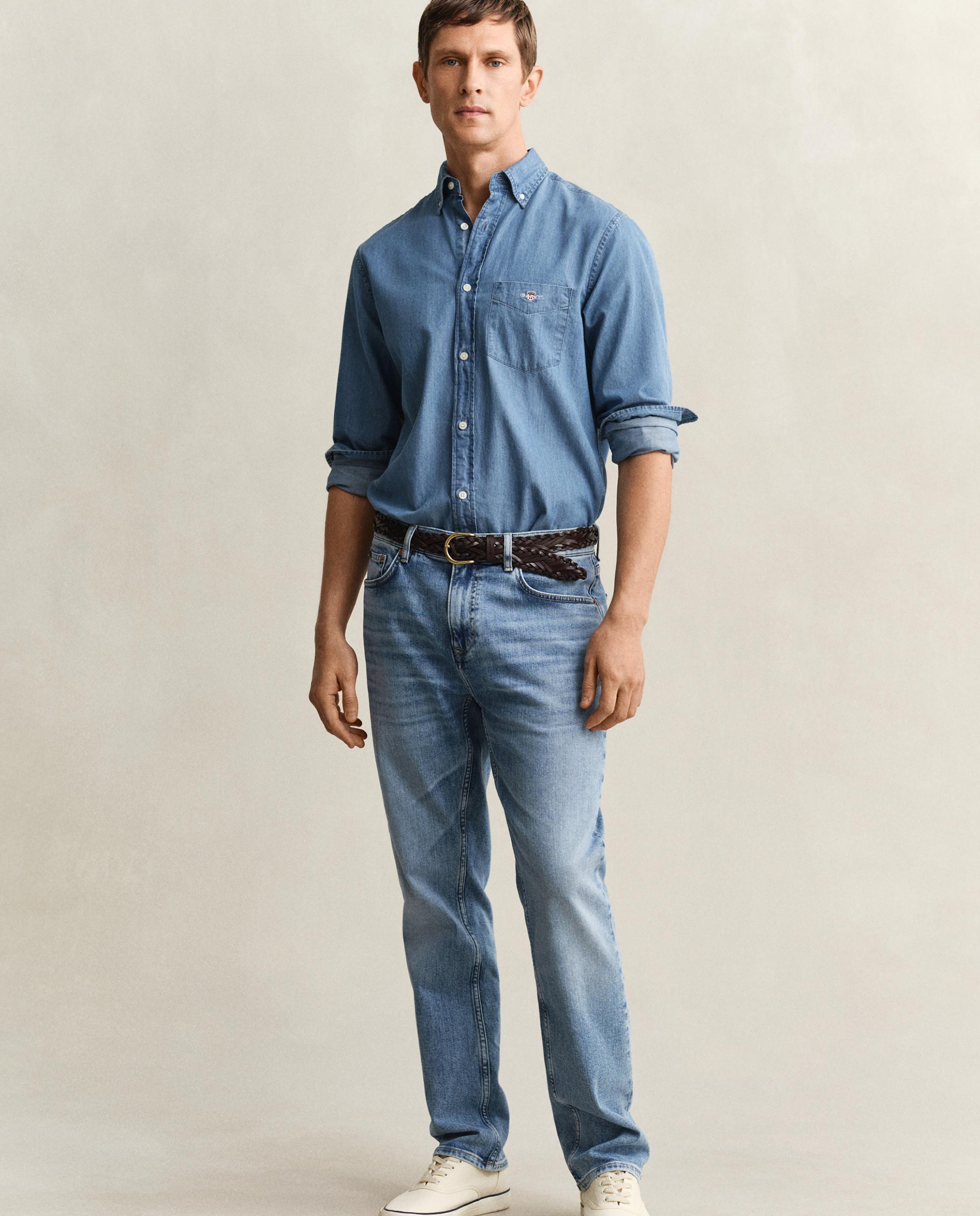 Imagem 0 de Jeans Regular Fit com Bolsos