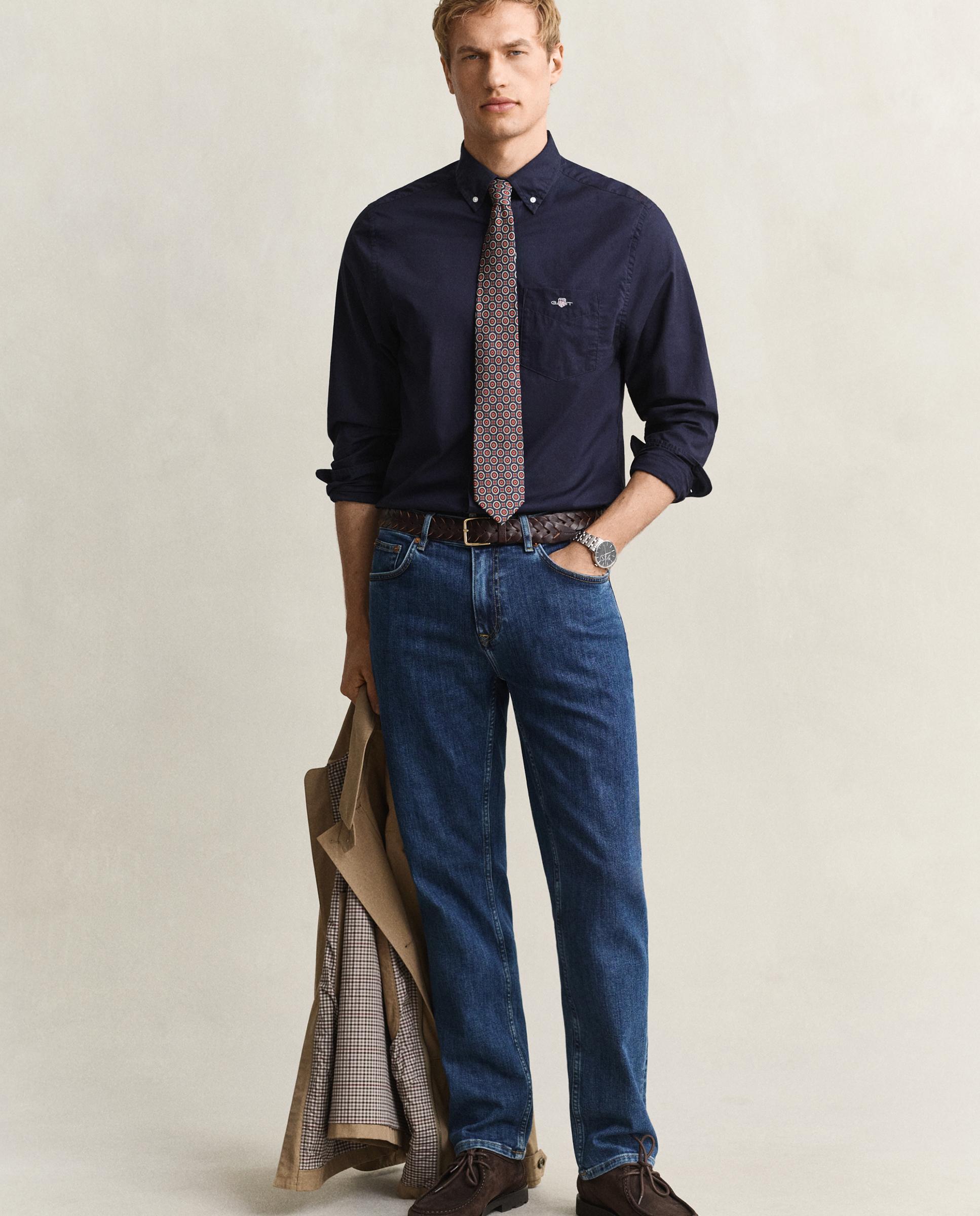 Imagem 0 de Jeans Regular com Efeito Lavagem e Presilhas