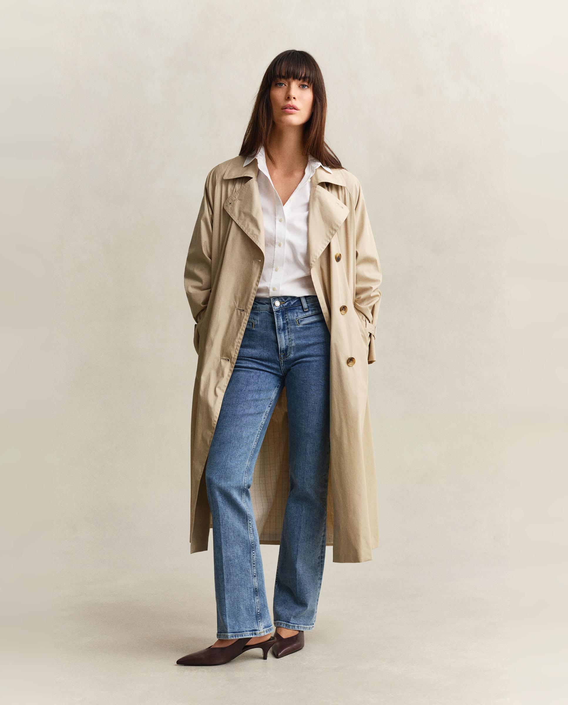 Jeans À Boca de Sino com Monograma de Cintura Subida Azul-4
