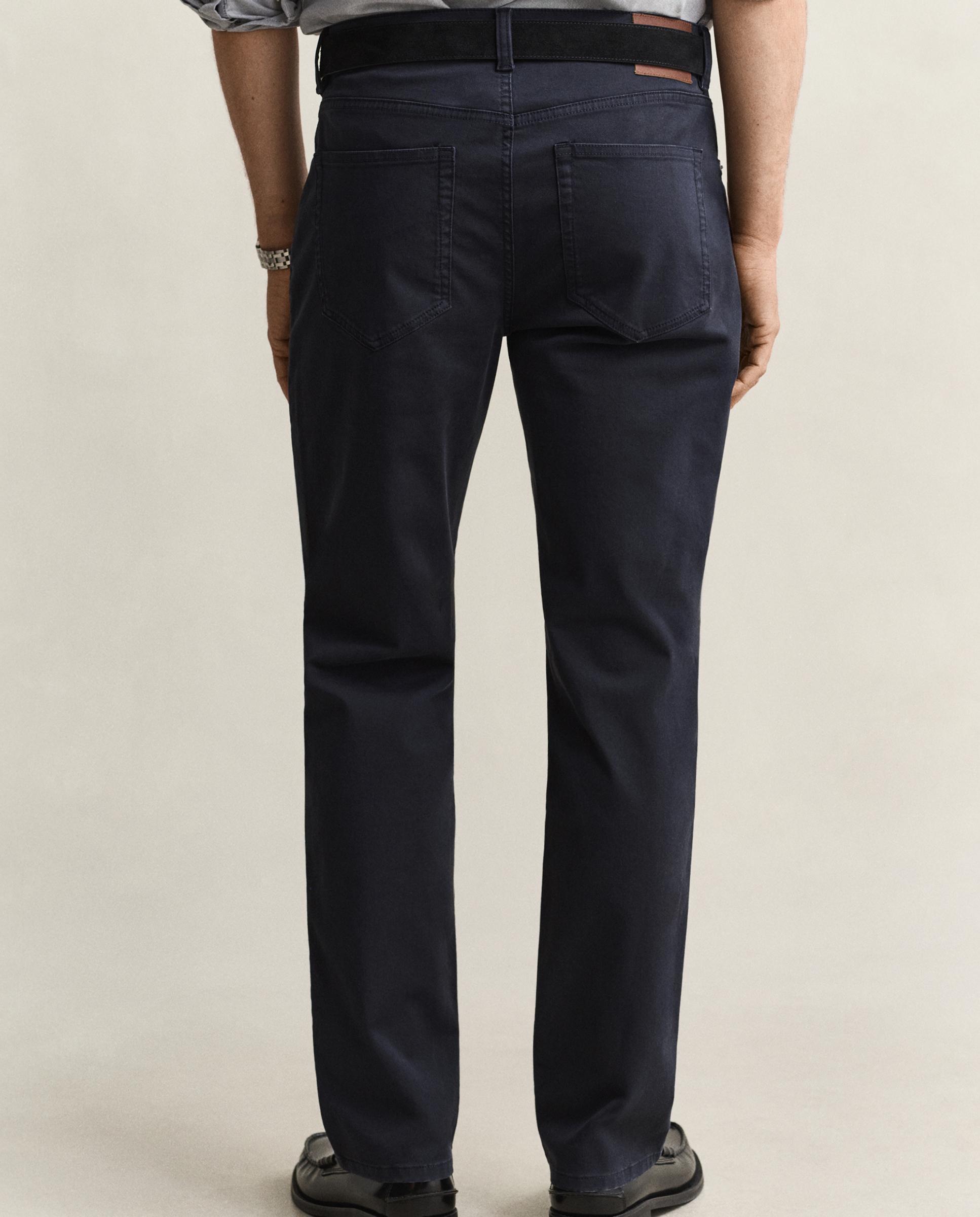 Jeans Regular com Perna a Direito e Toque Elástico Azul-escuro-3