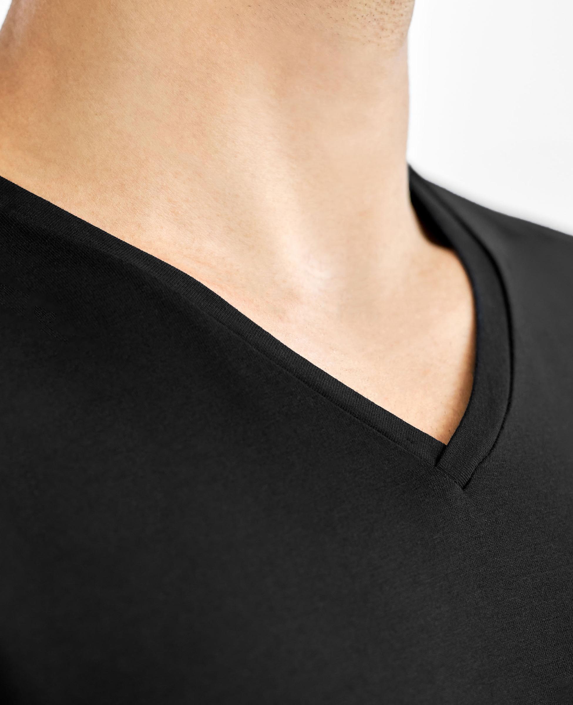 Pack de 2 T-shirts Elásticas com Decote em Bico - Branco Preto-3