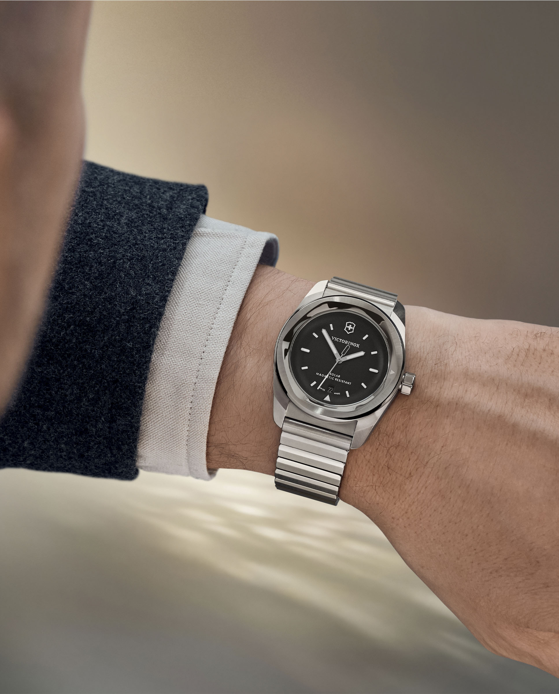 Relógio Concept One V242055 de Aço e Bracelete de Aço Prata-5