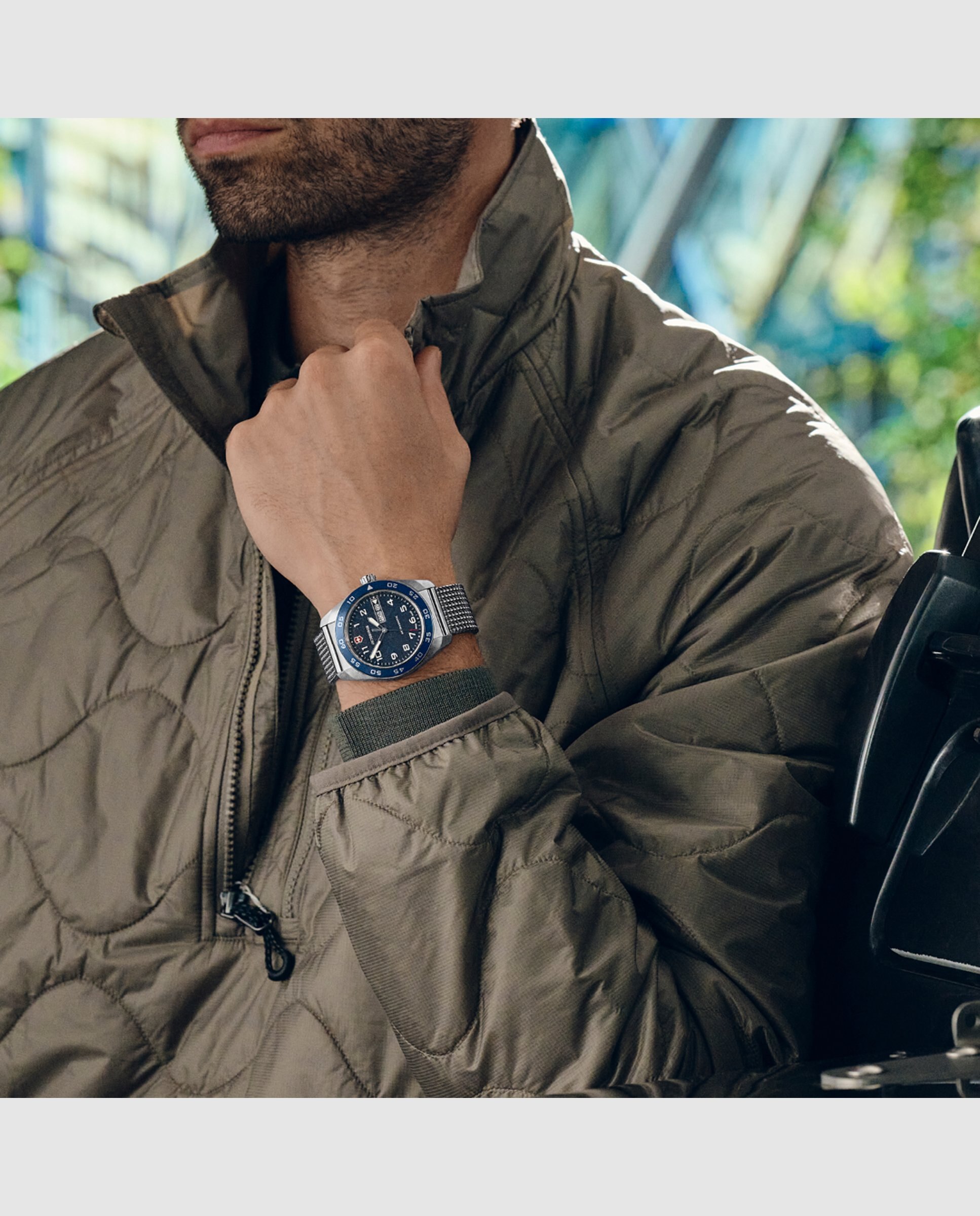 Relógio Analógico Swiss Army V242042 de Aço e Bracelete Prateada em Cinzento Preto / Prata-5