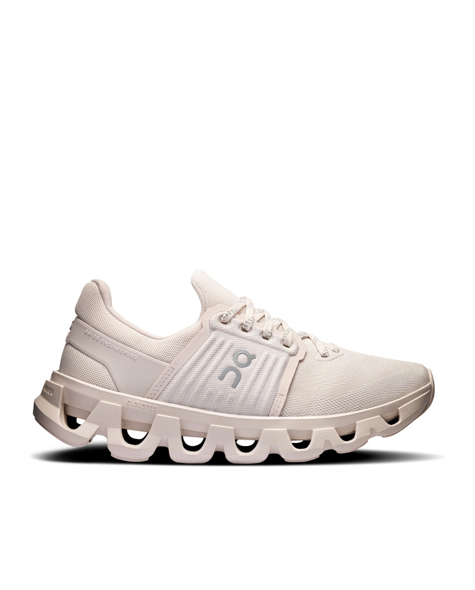 Imagem 0 de Sapatilhas On Running Cloudswift 4 AD de Mulher - Running - Laranjas