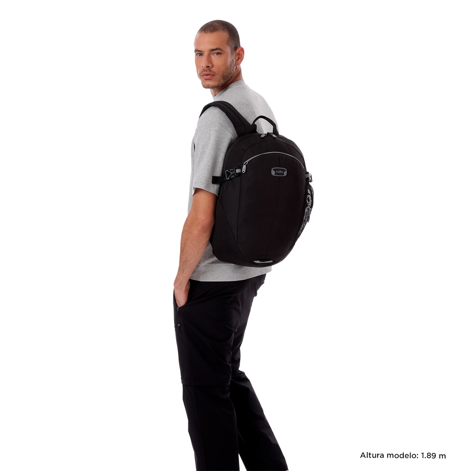Mochila Urbana Totto Deportto para Portátil de 14” e Apta para Cadeado Preto-2