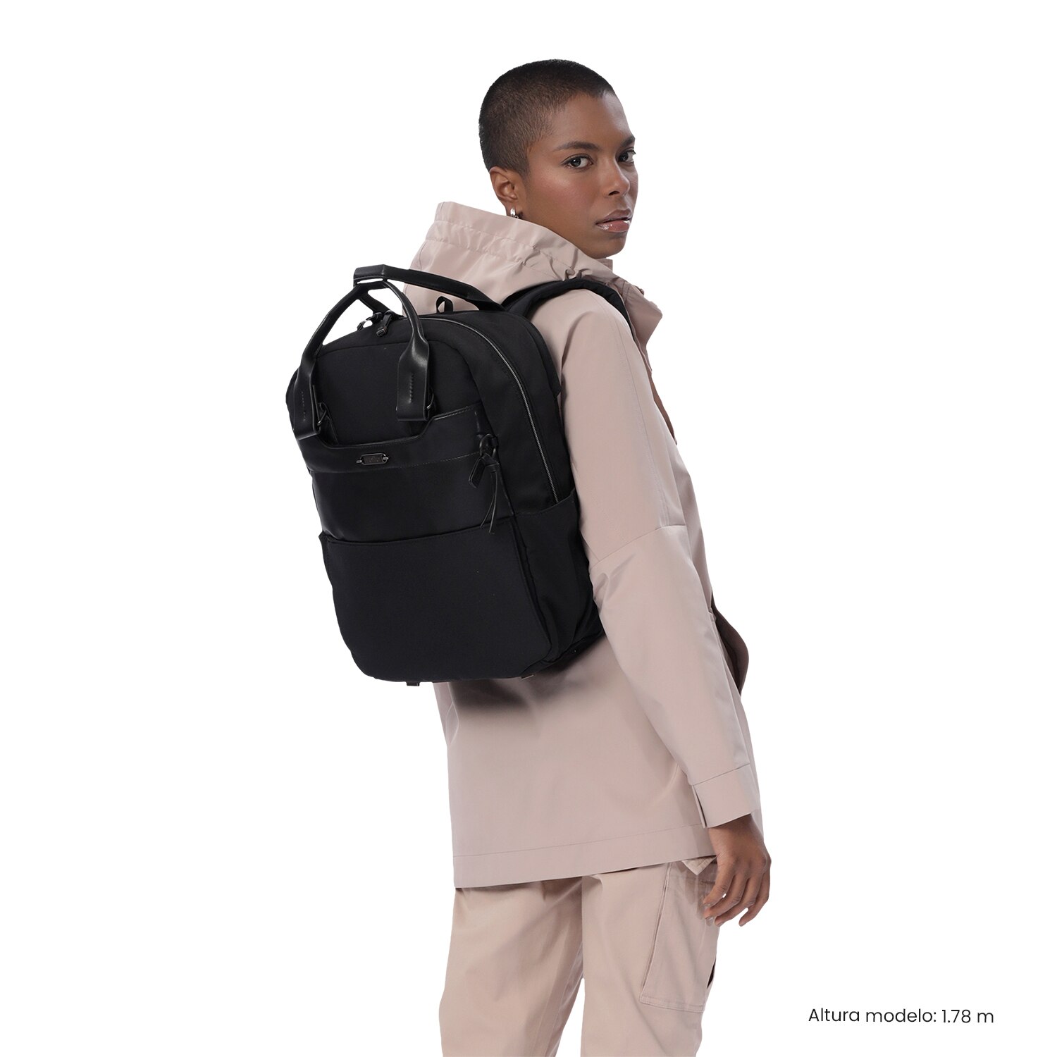 Mochila Executiva Totto Toscana Preto-3