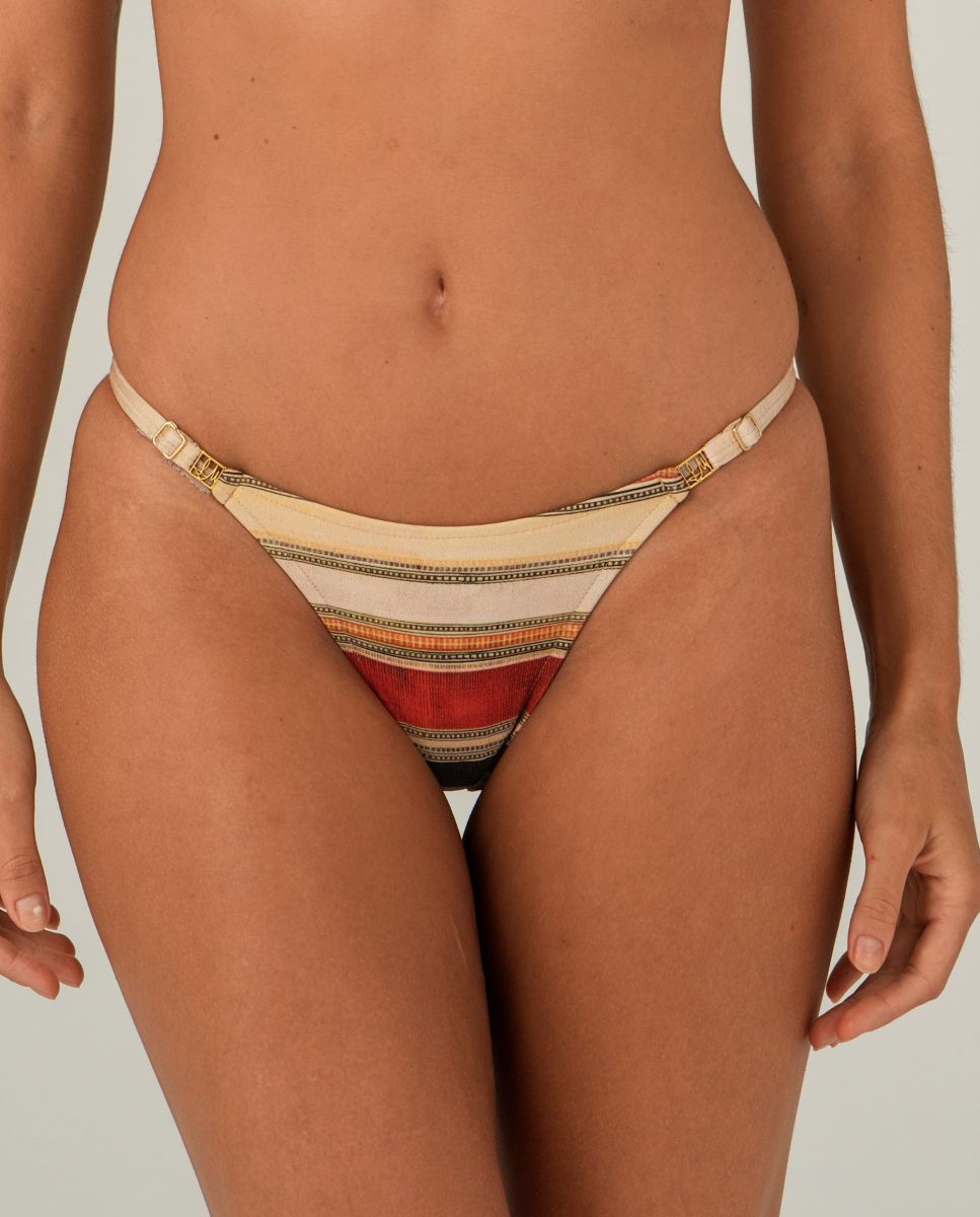 Imagem 0 de Cueca de Biquíni Brasileira Estampada