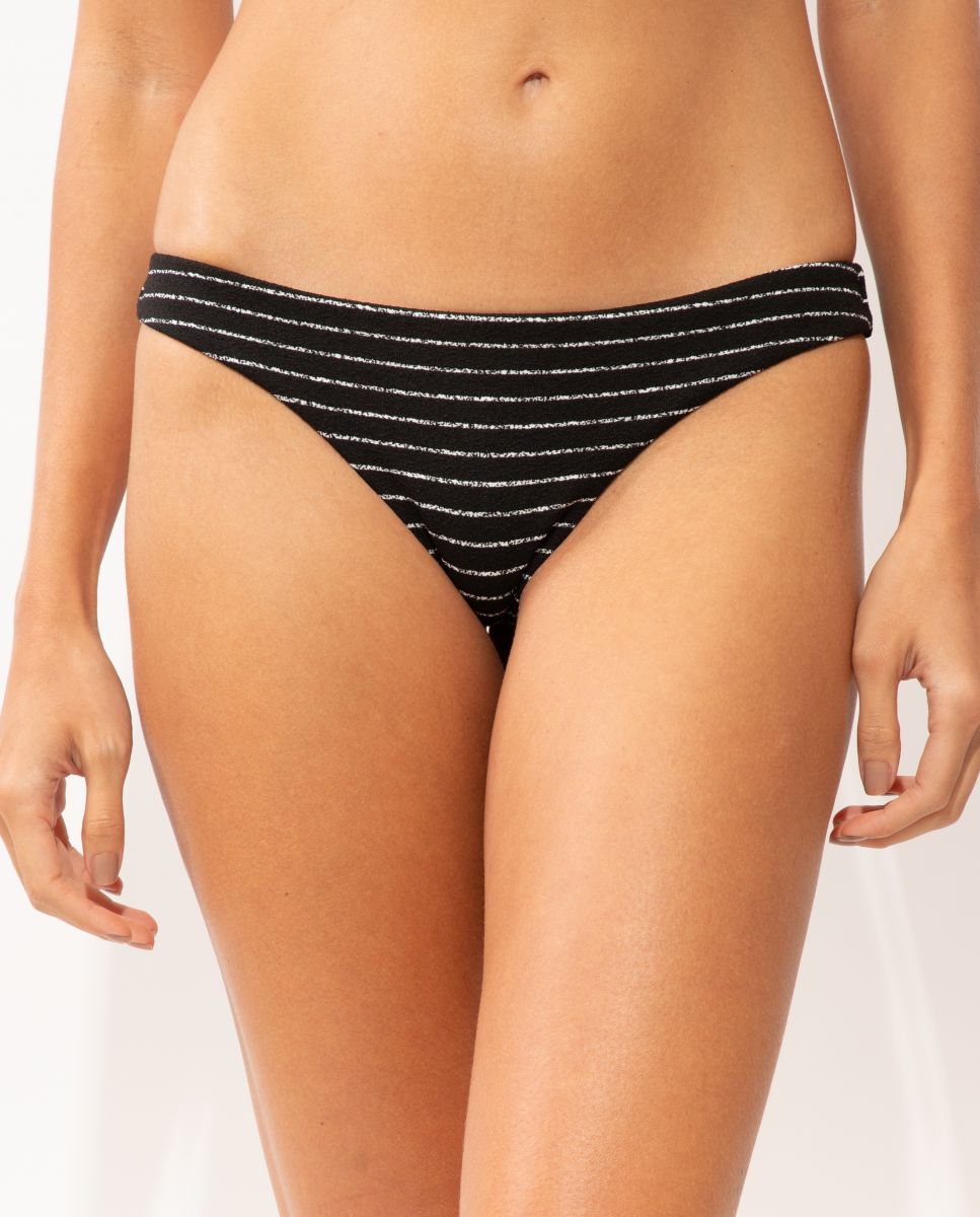 Imagem 0 de Cueca de Biquíni Brasileira Estampada