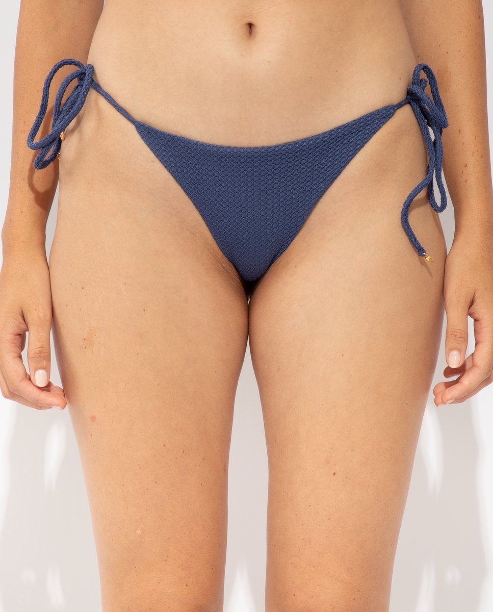 Imagem 0 de Cueca de Biquíni Clássica Lisa