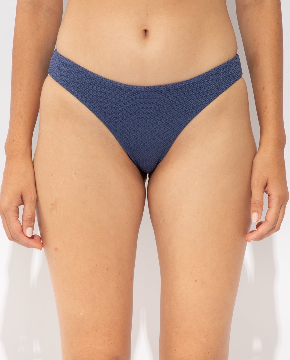 Imagem 0 de Cueca de Biquíni Clássica Lisa