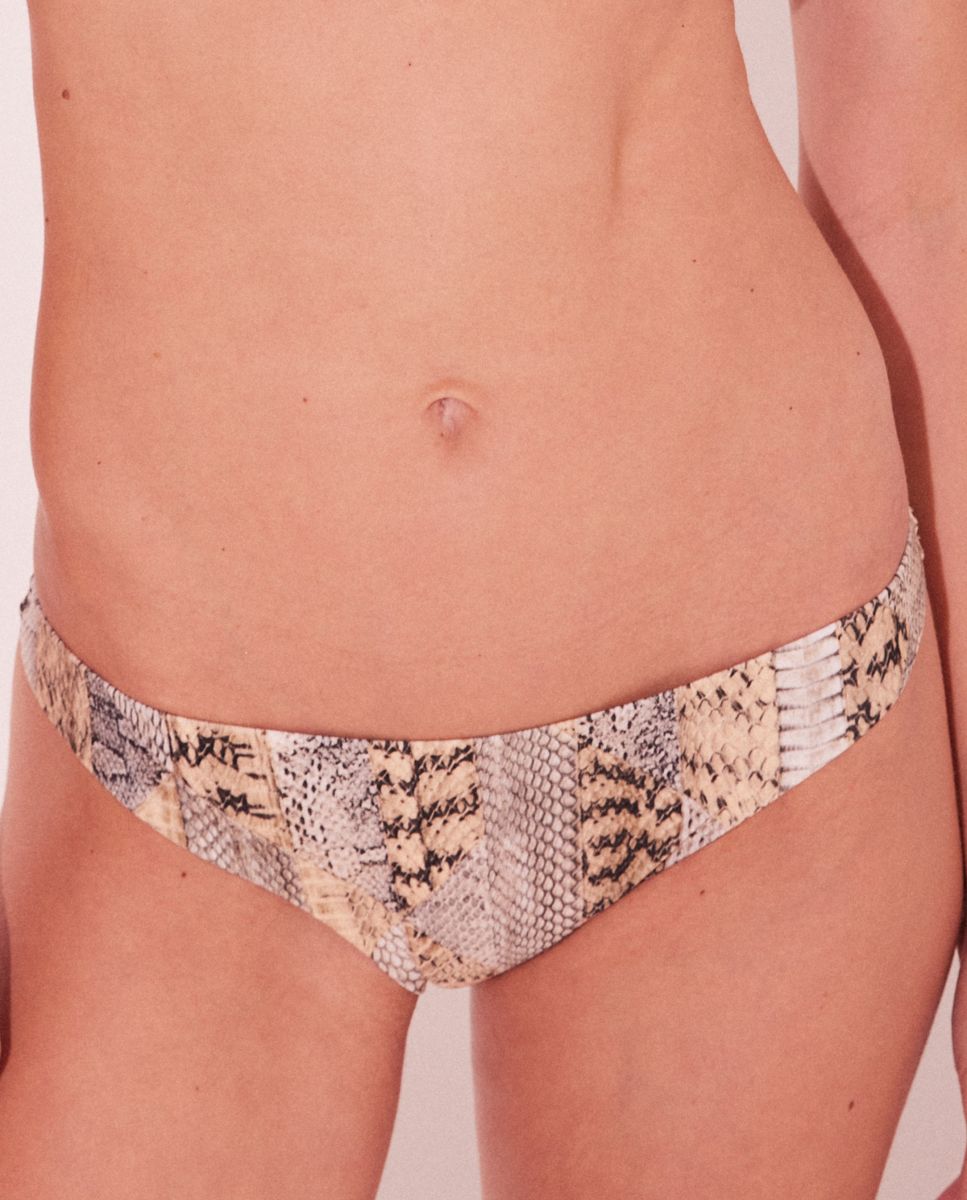 Imagem 0 de Cueca de Biquíni Brasileira Lisa