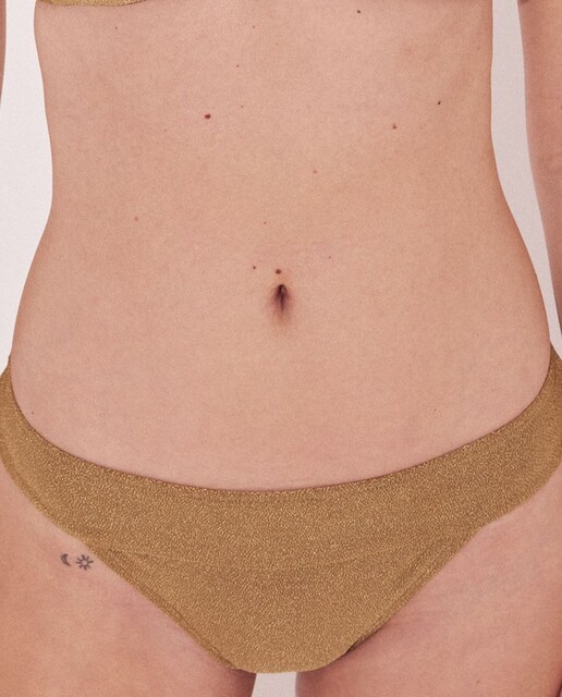 Imagem 0 de Cueca de Biquíni Brasileira Estampada
