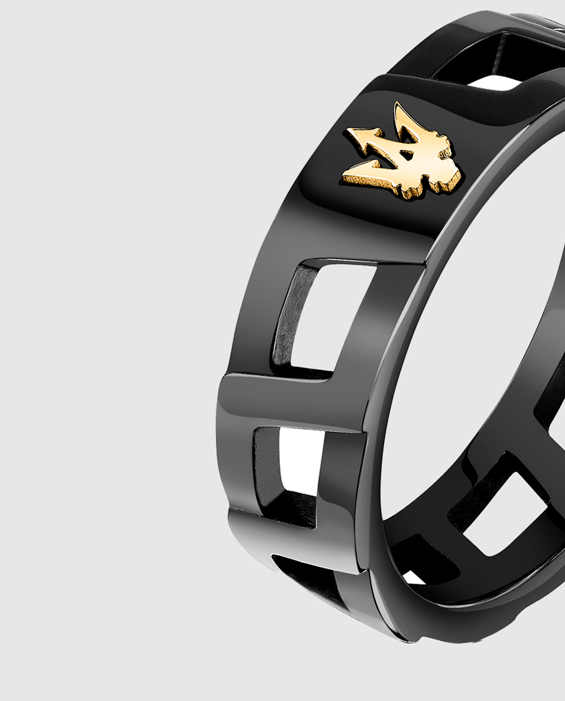 Pulseira Maserati de Aço em Dourado Preto-2