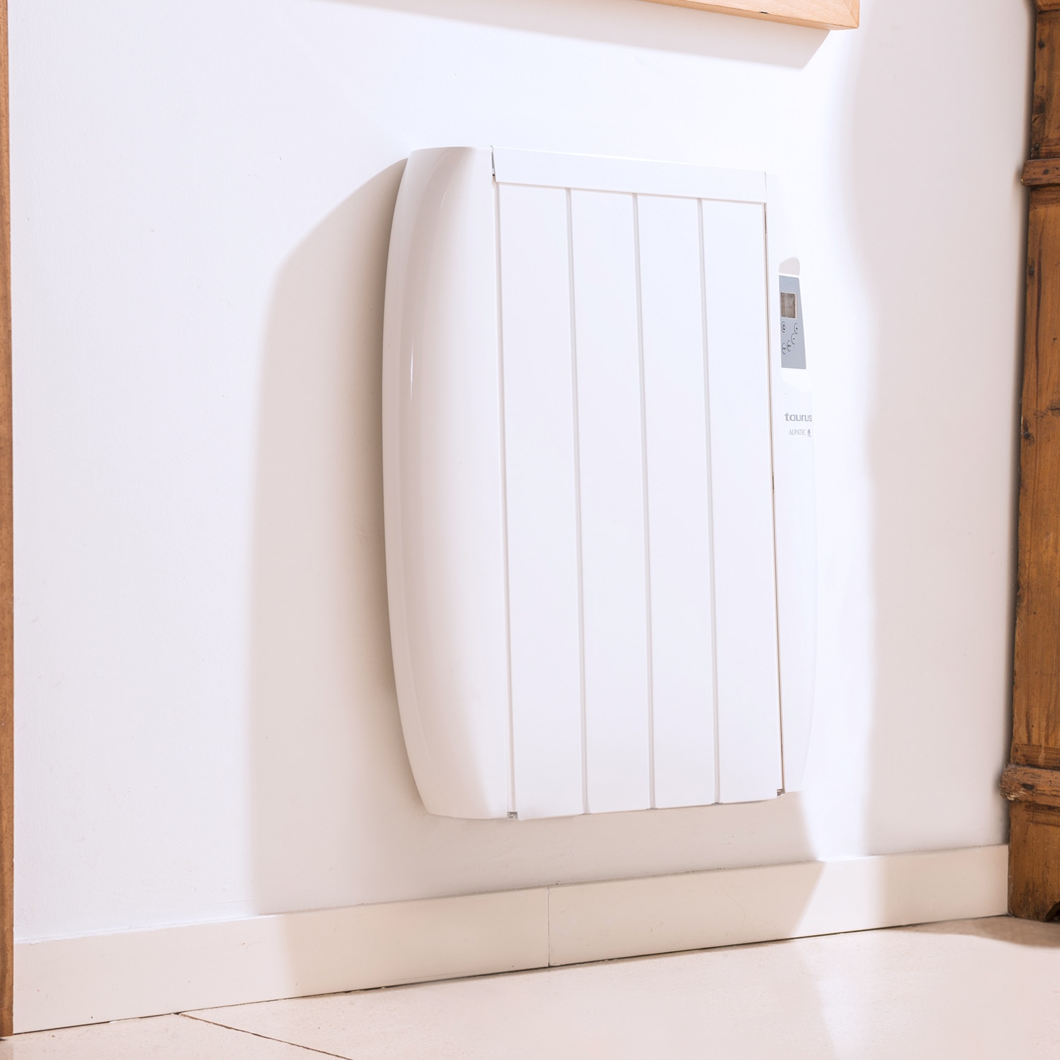 Emissor térmico Taurus Malbork 600 programável Branco-3