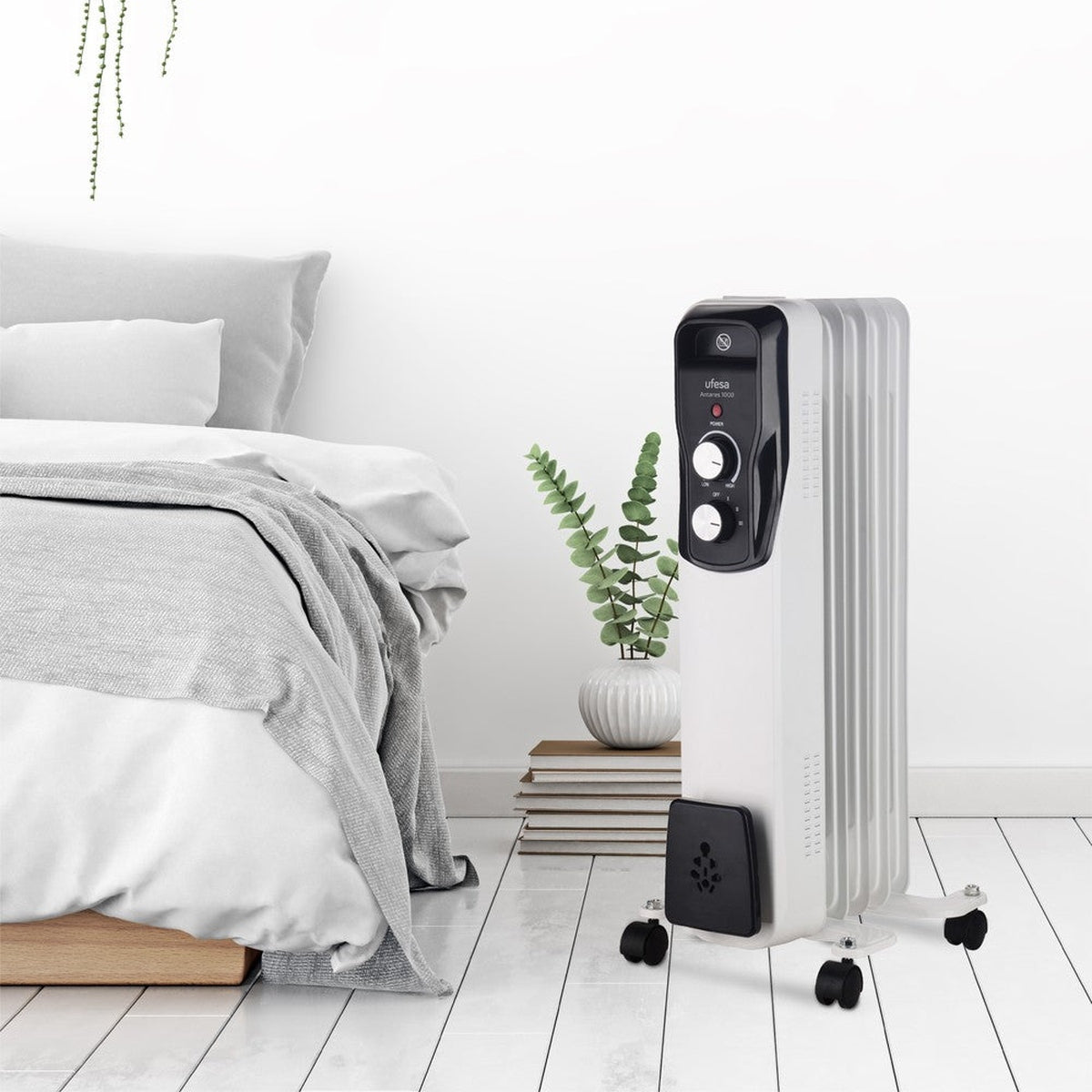 Radiador a Óleo Ufesa Antares 1000 com 5 elementos Branco-2