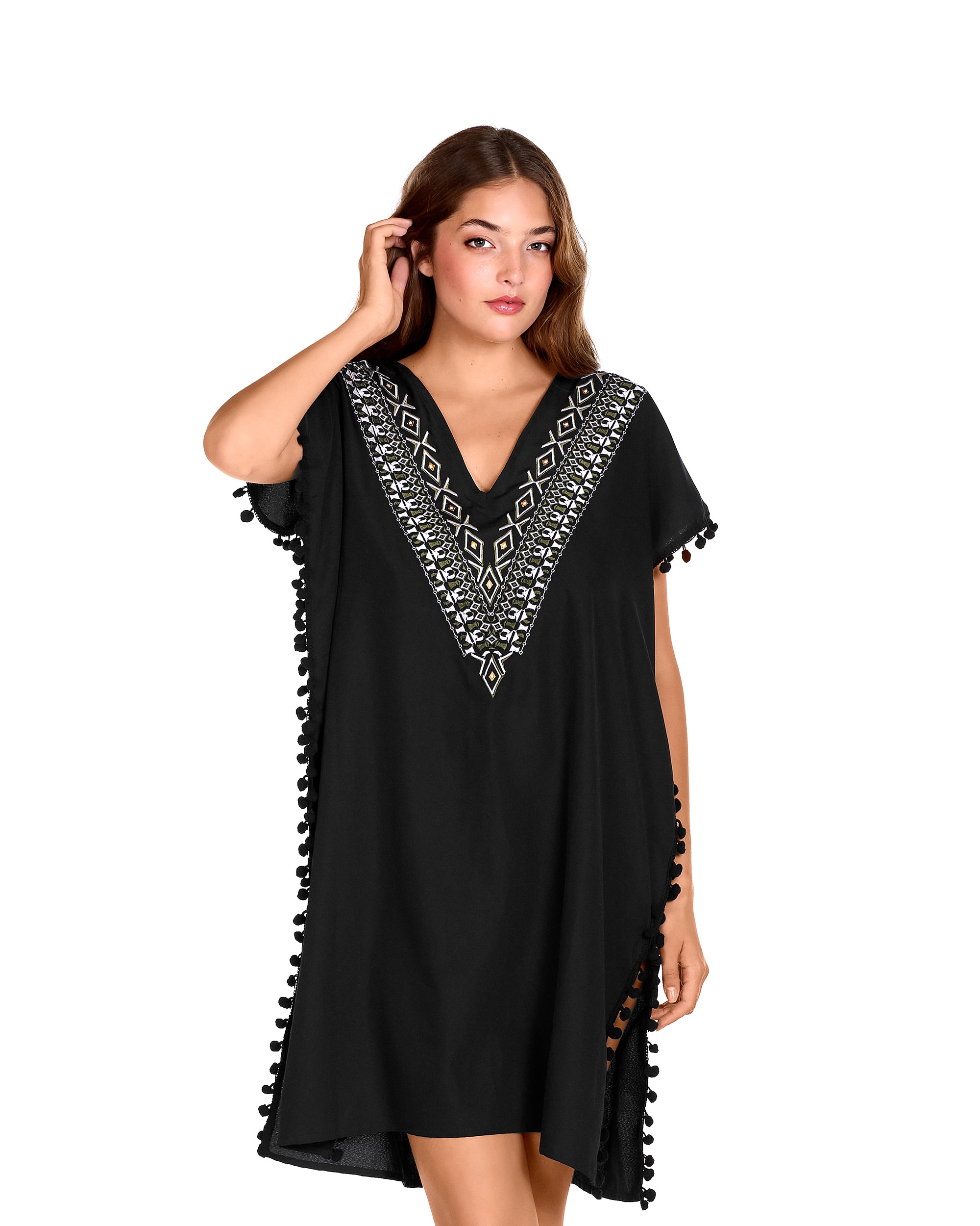 Imagem 0 de Vestido de Praia com Pompons e Bordado Frontal em Preto