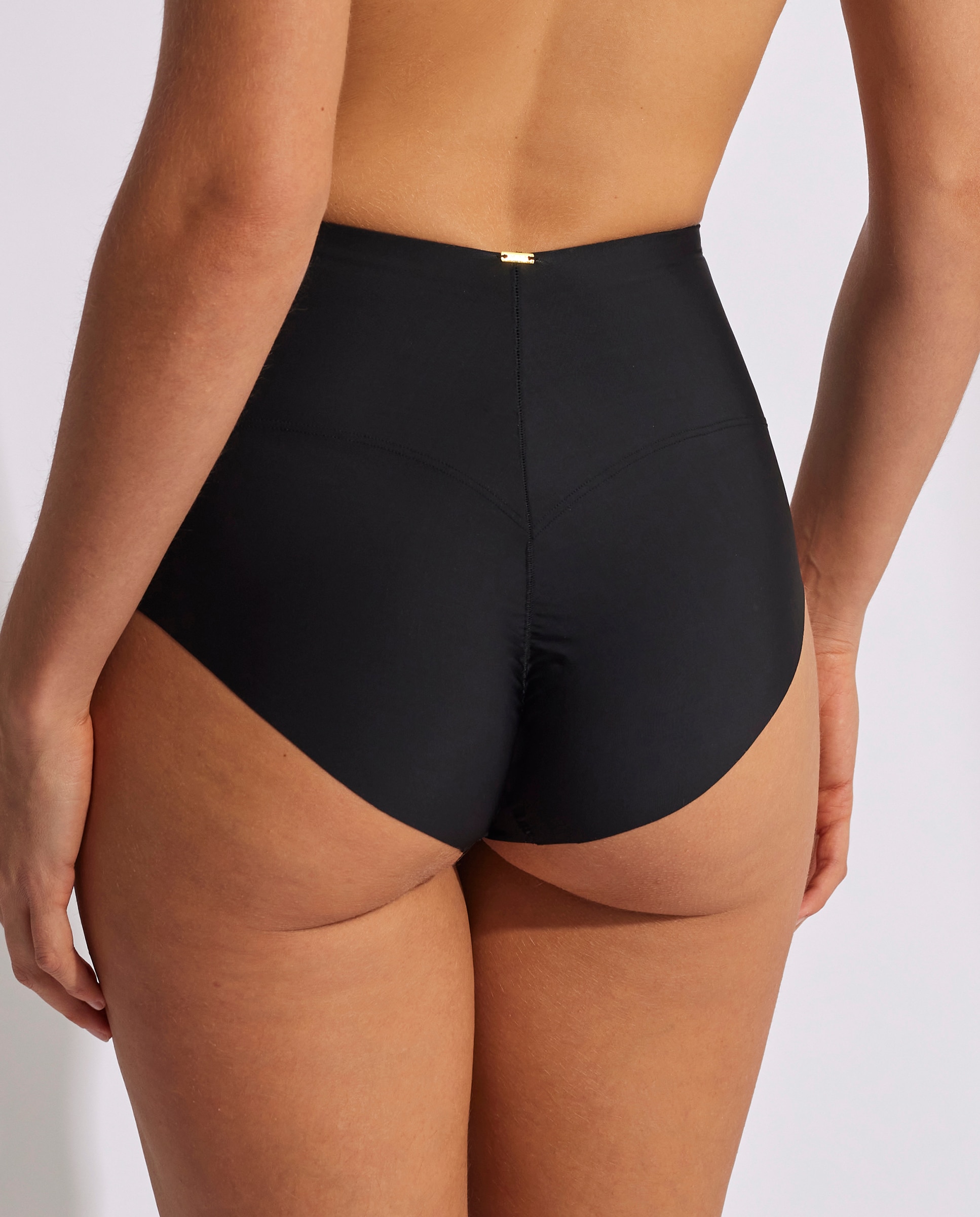 Cueca Alta Invisível Preto-2