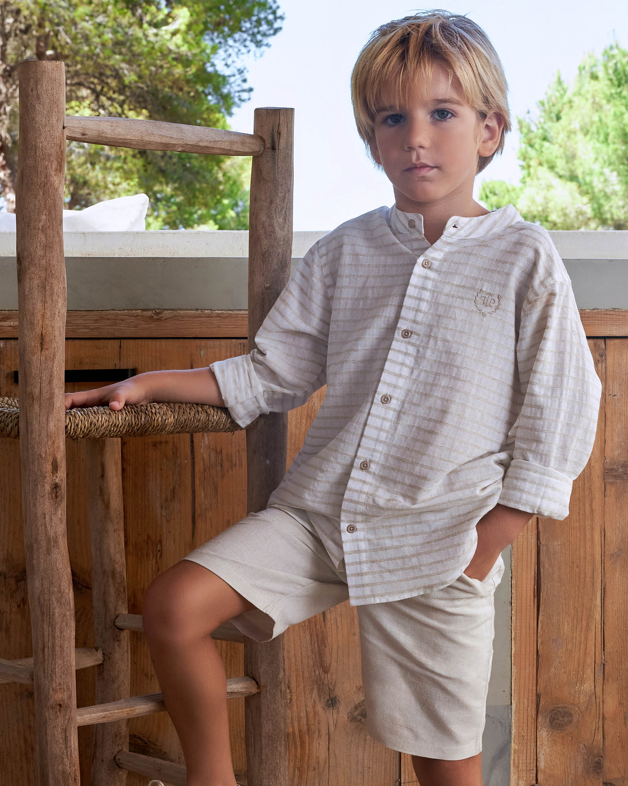 Camisa Às Riscas de Manga Comprida com Gola À Padre Infantil Tutto Piccolo Branco-4