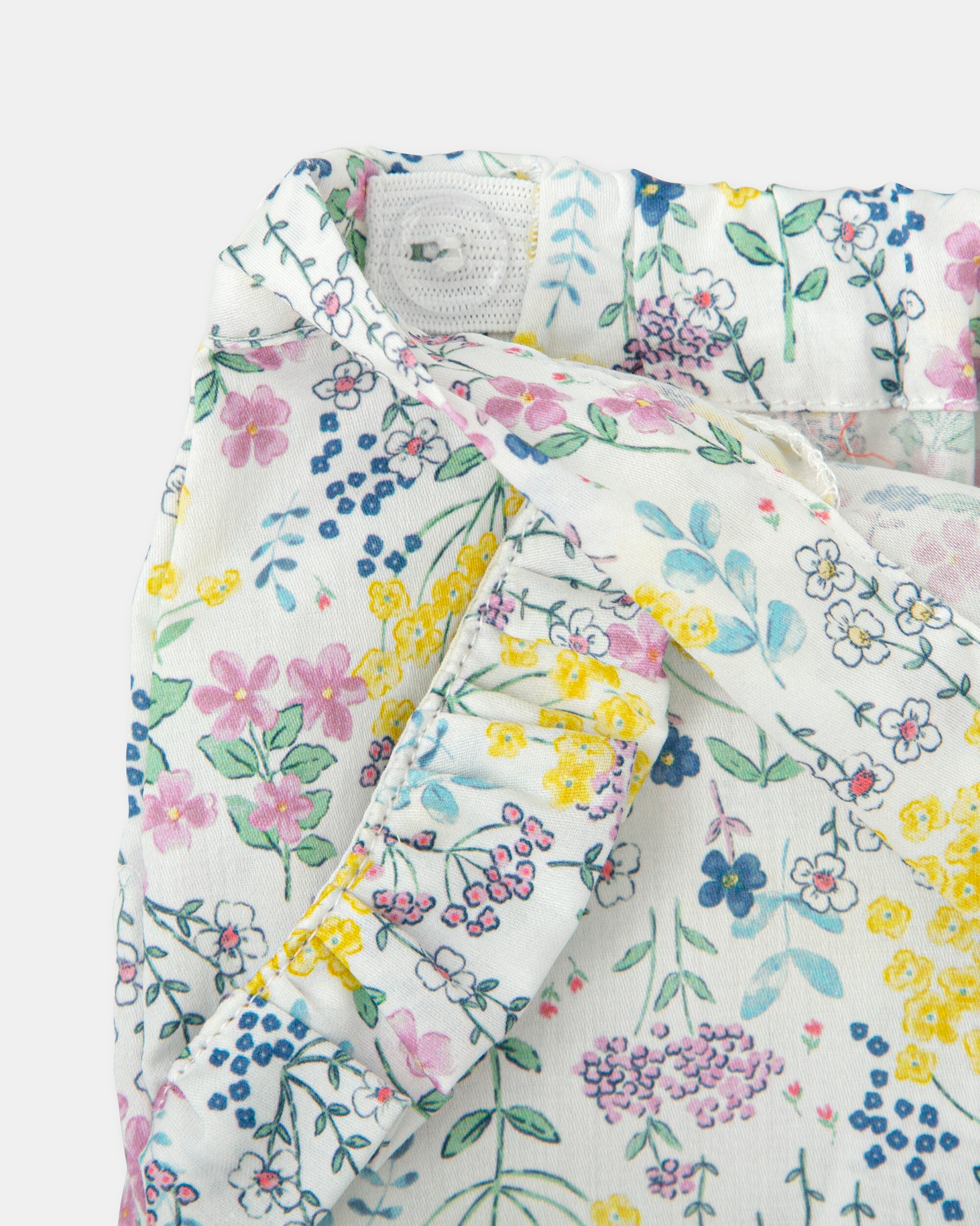 Short para Bebé com Folhos e Estampado de Flores Multicolor-3