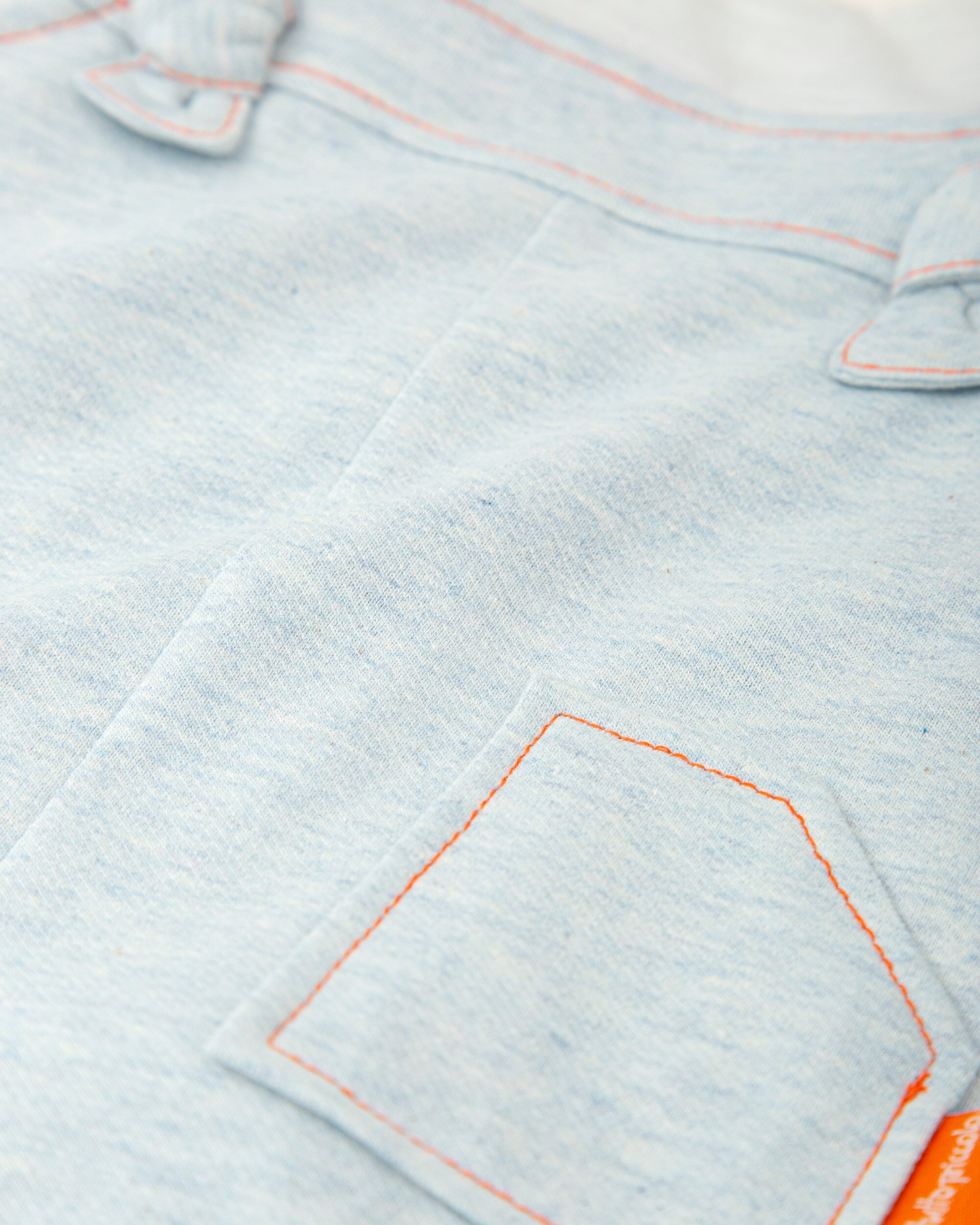 Babygrow Curto Efeito 2 em 1 em Porcelana Tutto Piccolo Azul-claro-3