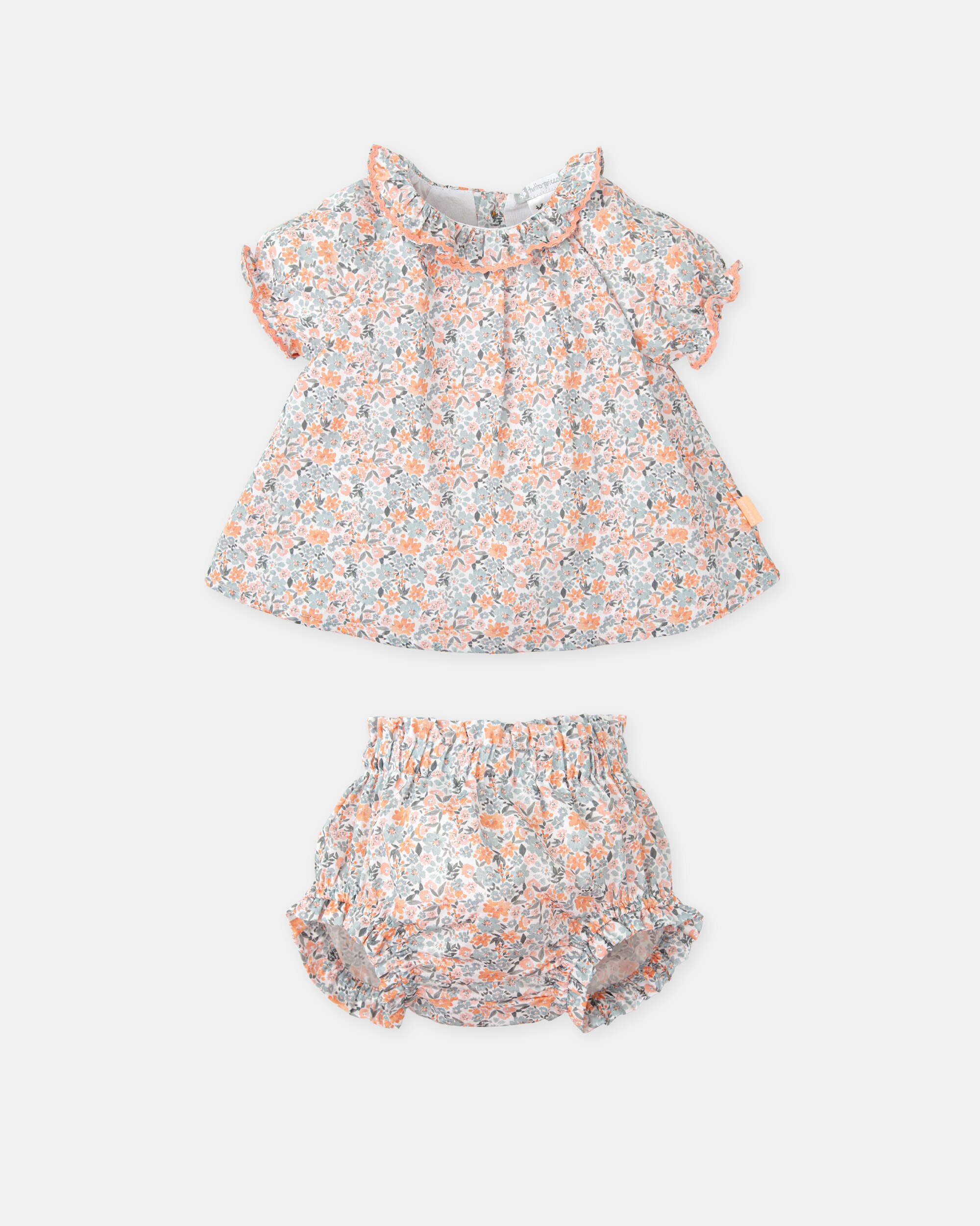 Vestido para Bebé em Cetim com Estampado de Flores e Cueca em Conjunto Tutto Piccolo Salmão-3