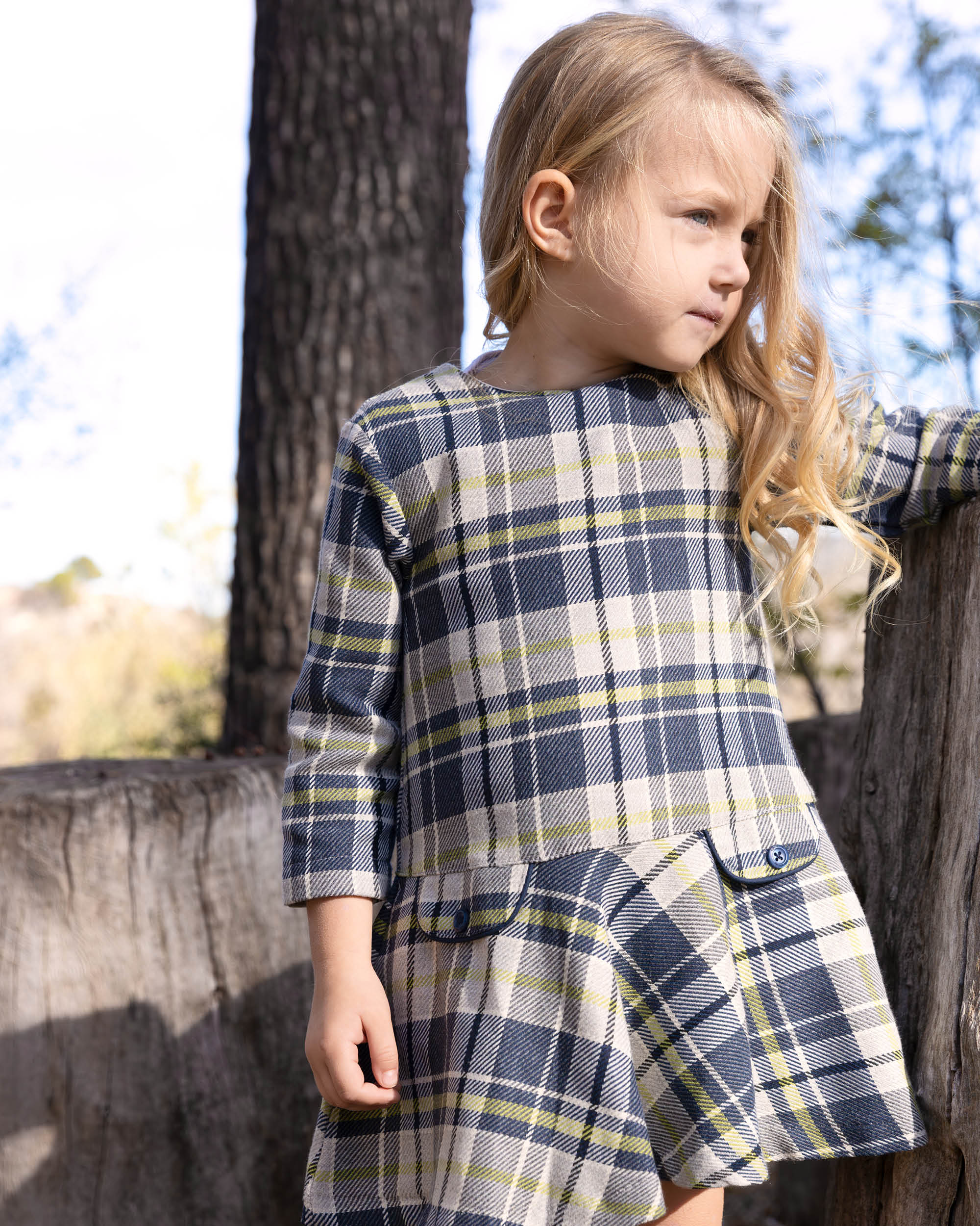 Conjunto para Bebé de Vestido aos Quadrados em Marinho com Meias Tutto Piccolo Azul-marinho-3