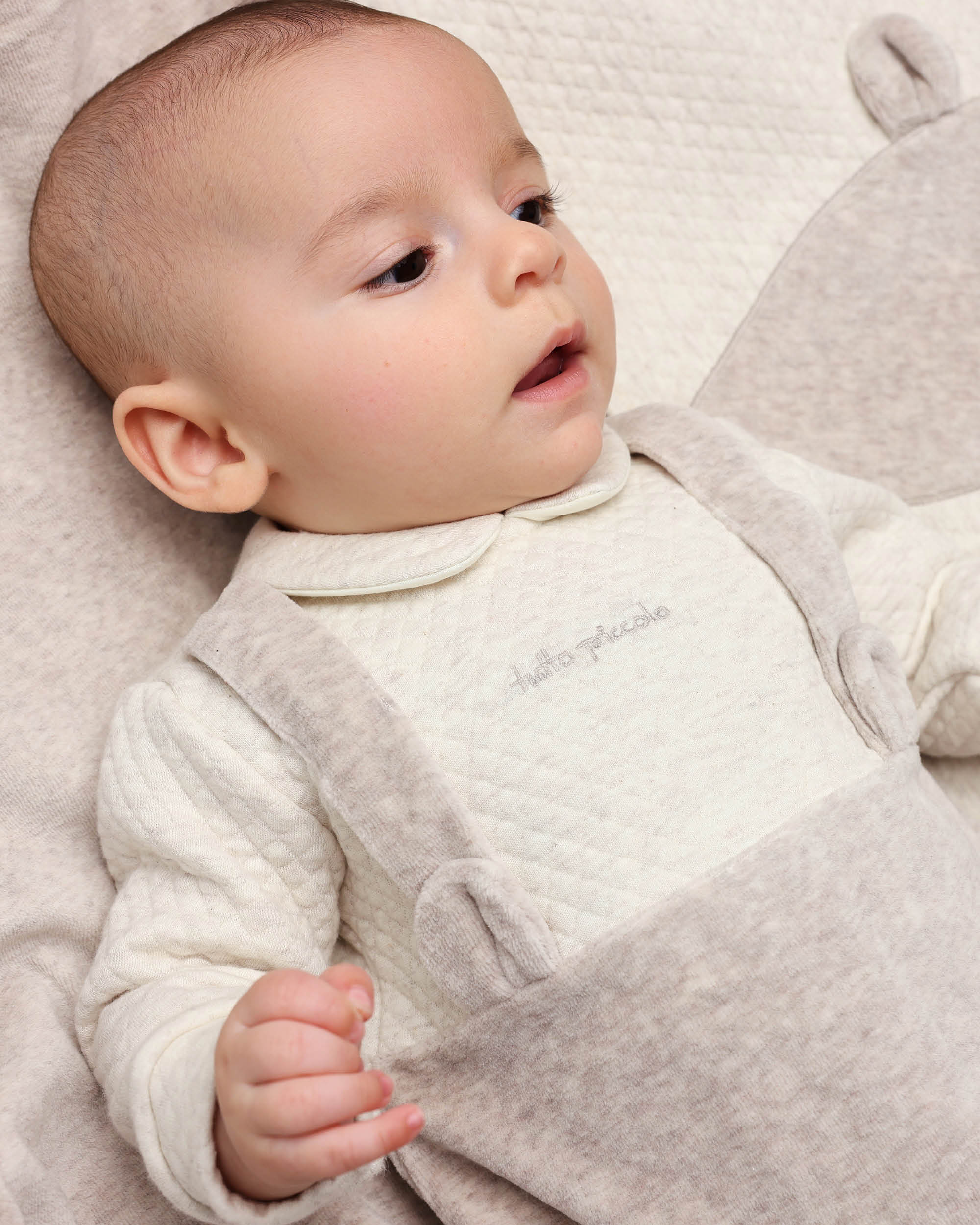 Babygrow com Pé Efeito 2 em 1 em Cru e Areia Tutto Piccolo Cru-3