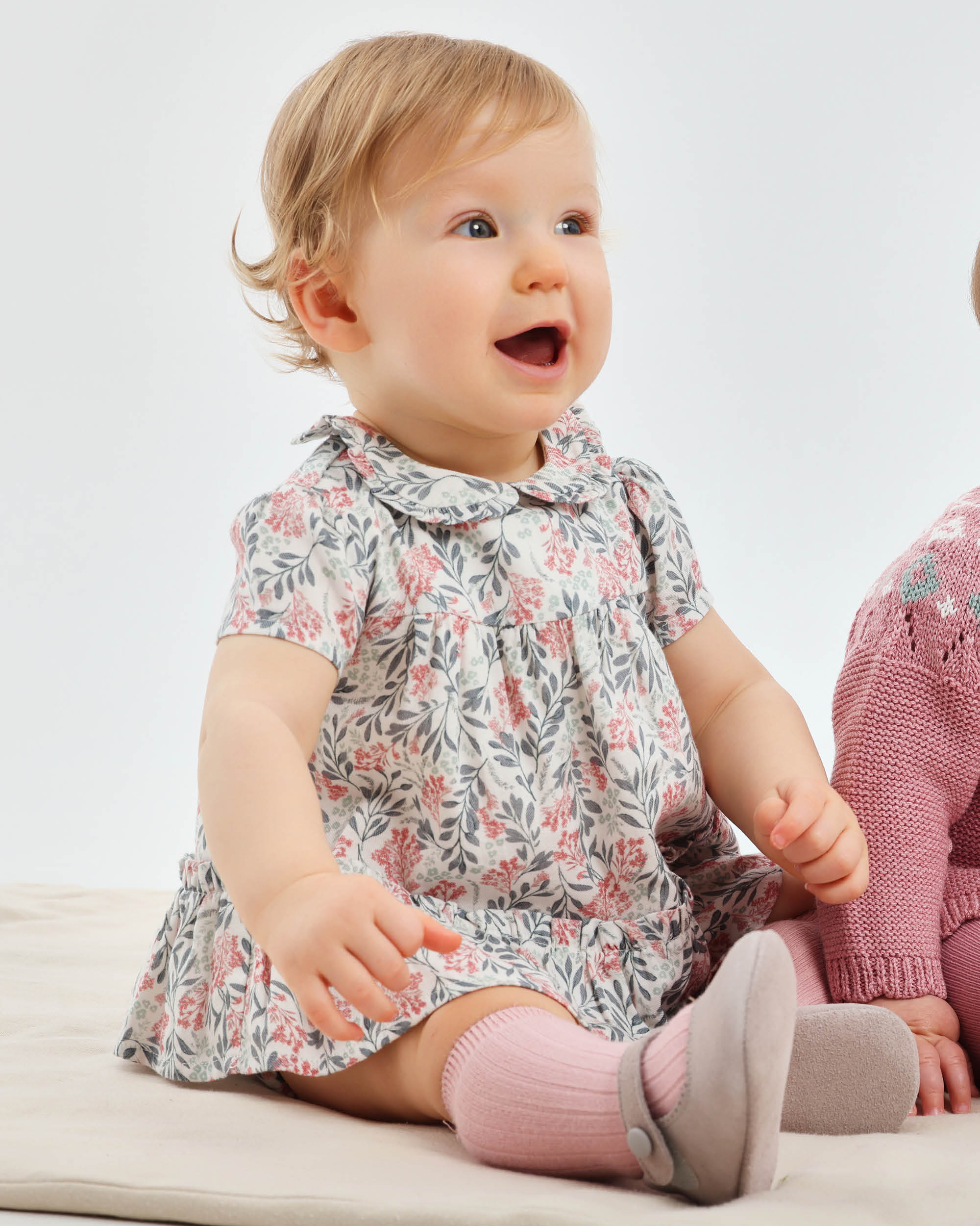 Vestido com Cueca de Bebé Flores em Cinzento Tutto Piccolo Cinzento-3