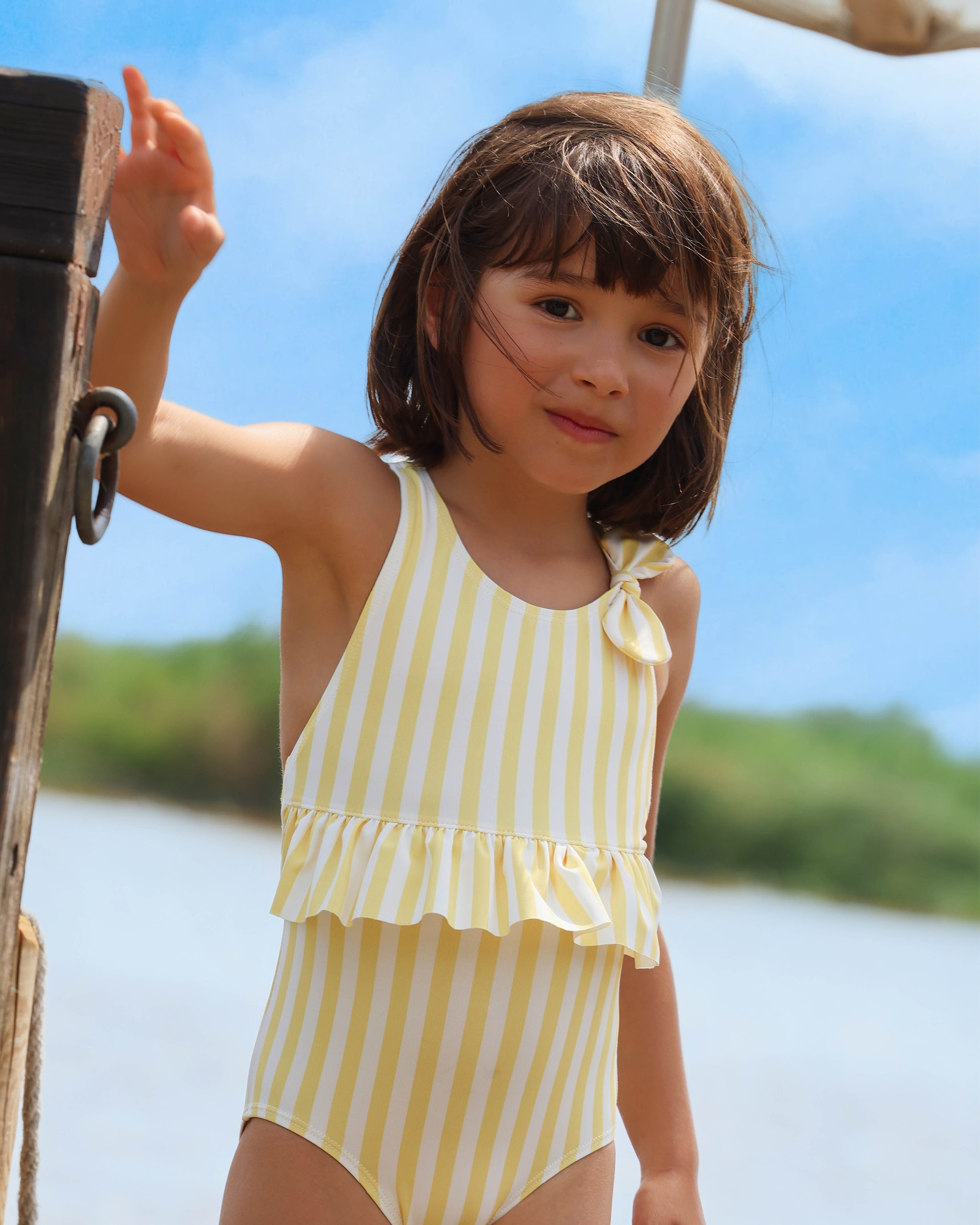 Fato de Banho Infantil Amarelo-2