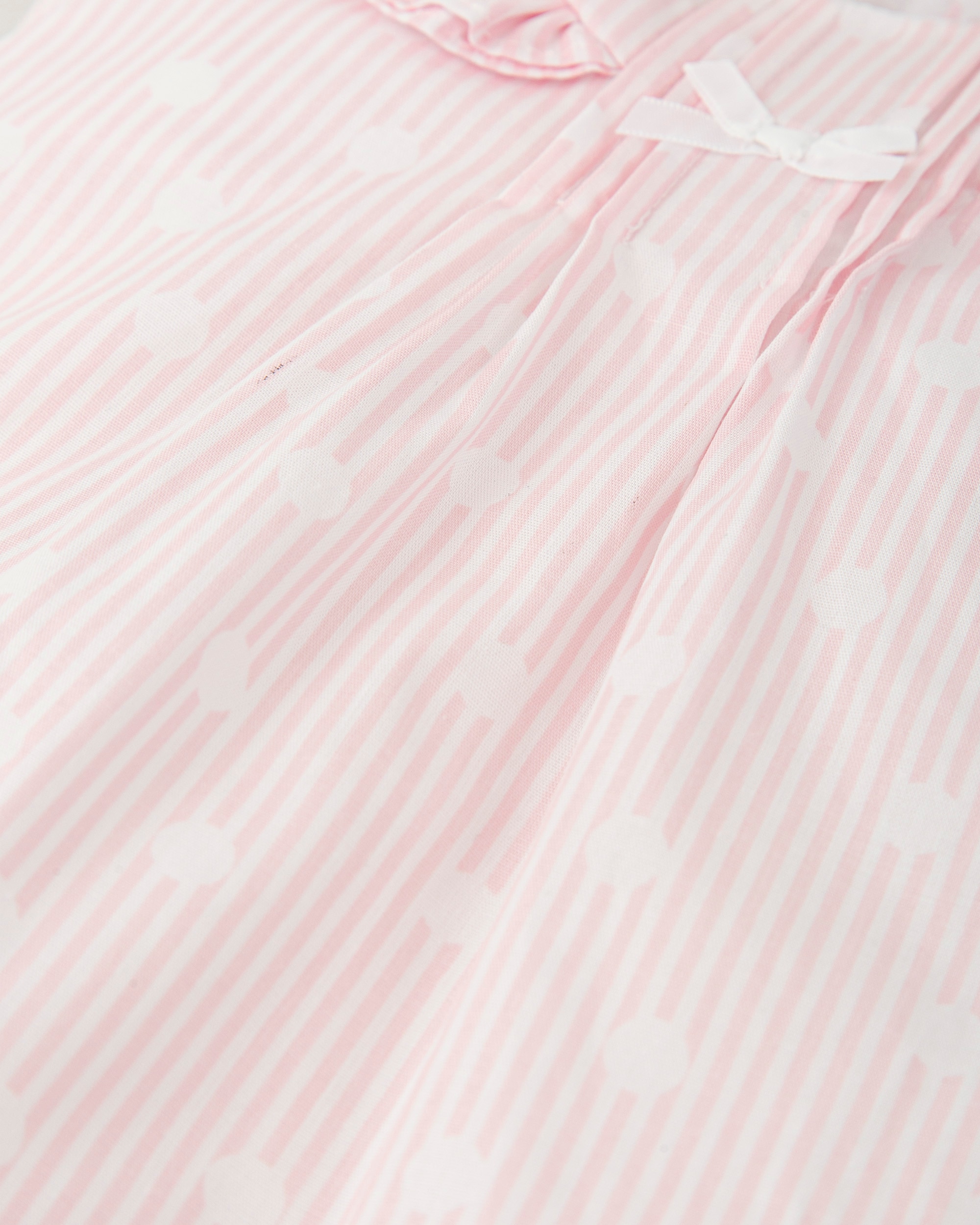 Macacão Curto sem Mangas de Bebé Rosa-pastel-3