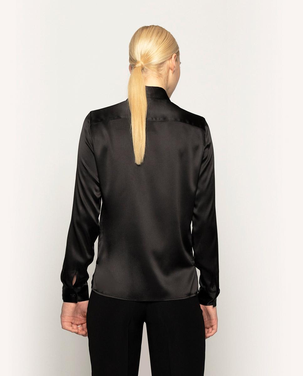 Blusa Lisa em Seda Elástica Preto-2