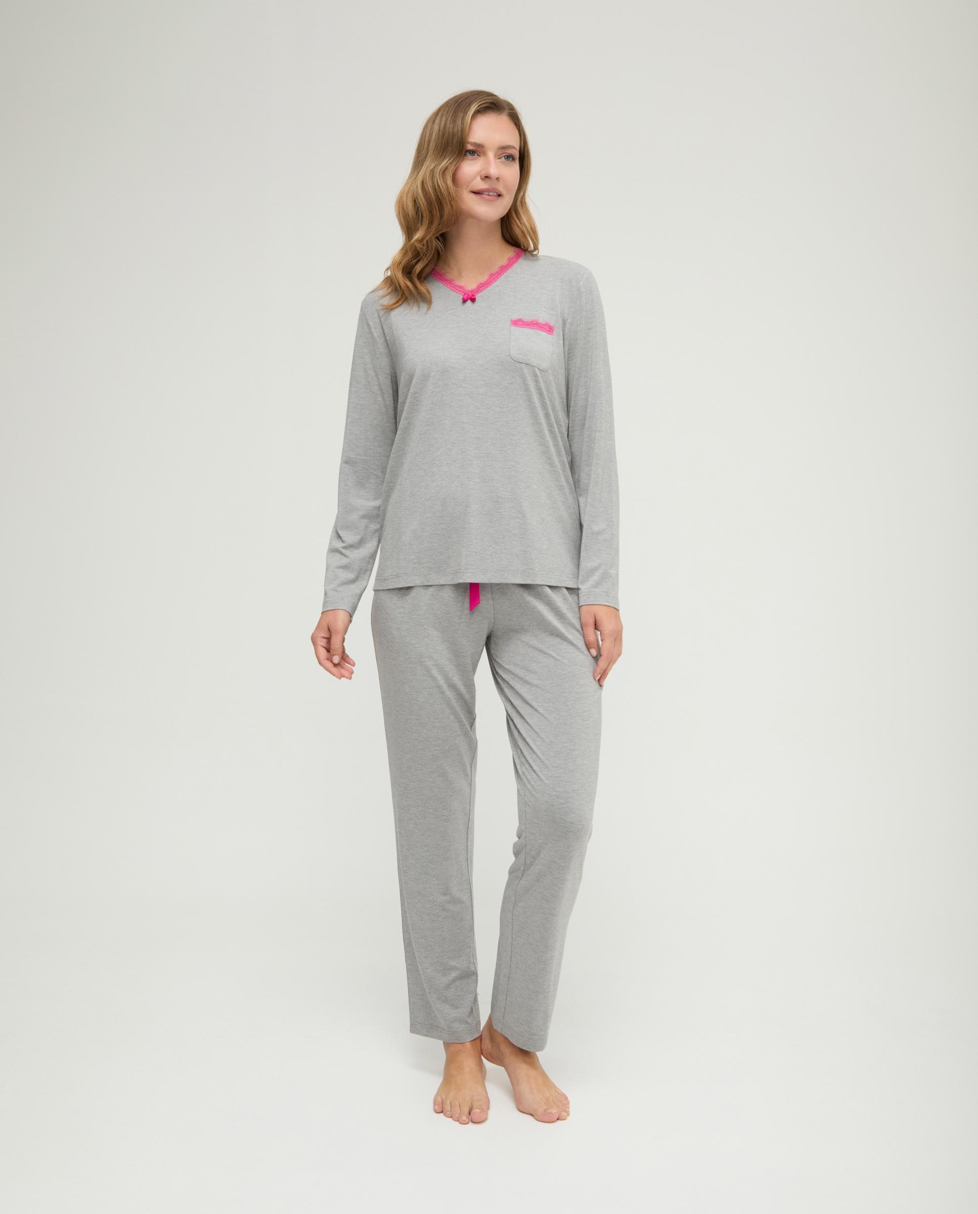 Imagem 0 de Pijama com Vigore em V Renda