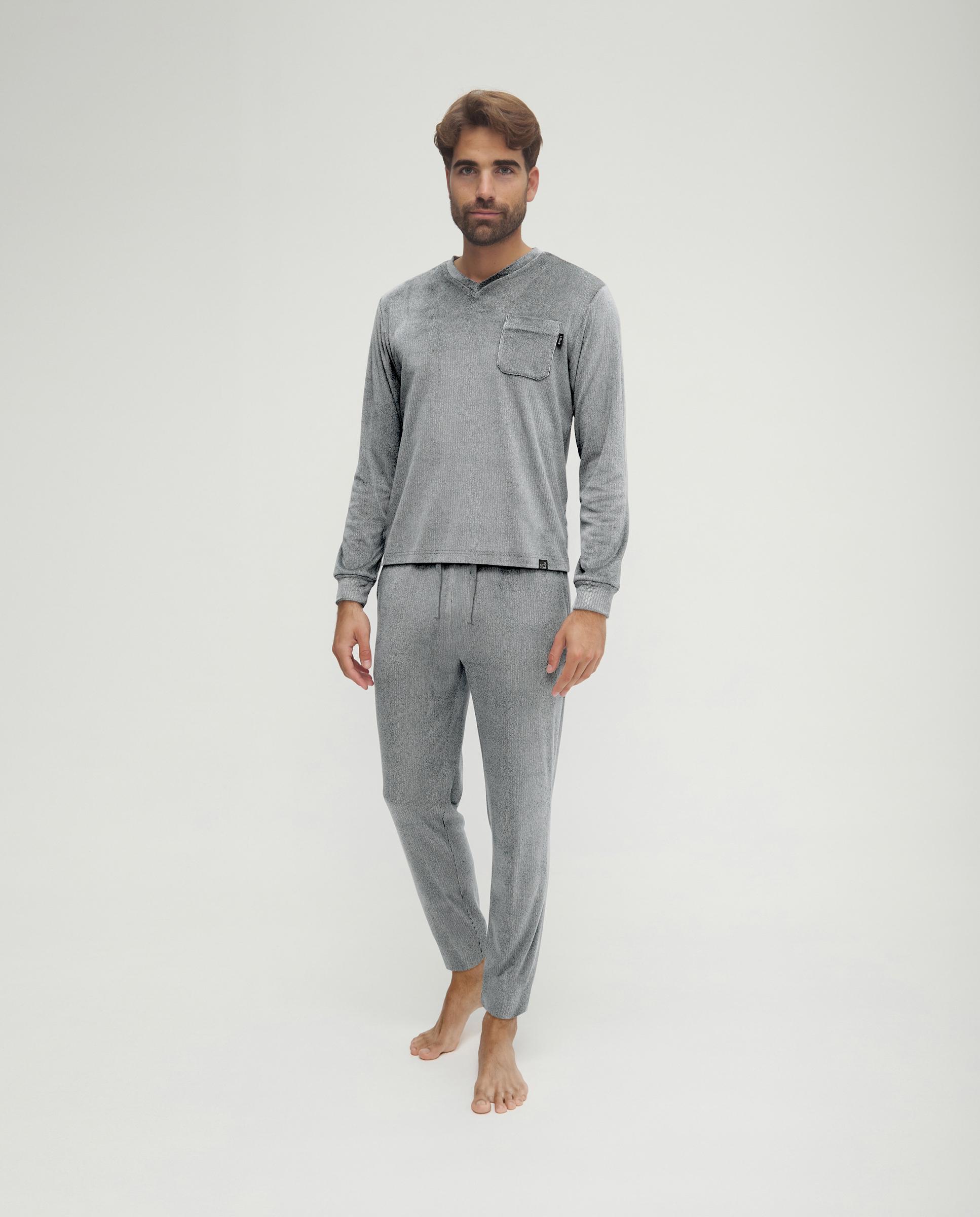 Imagem 0 de Pijama Comprido com Gola em V