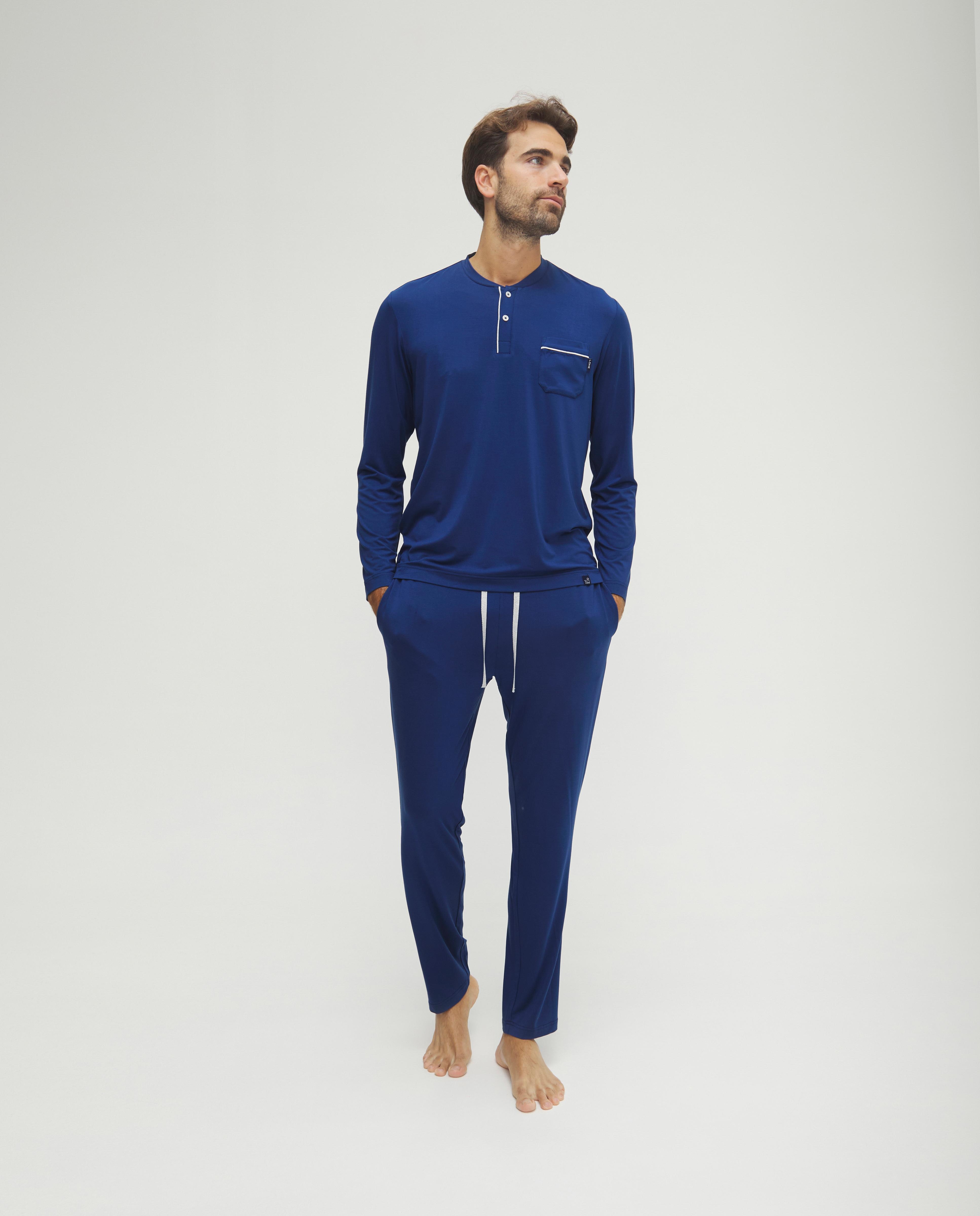 Imagem 0 de Pijama em Modal com Botões