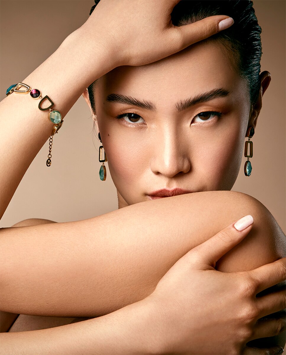 Brincos Chic de Aço em Ip Dourado, Cristais Multicolor-2