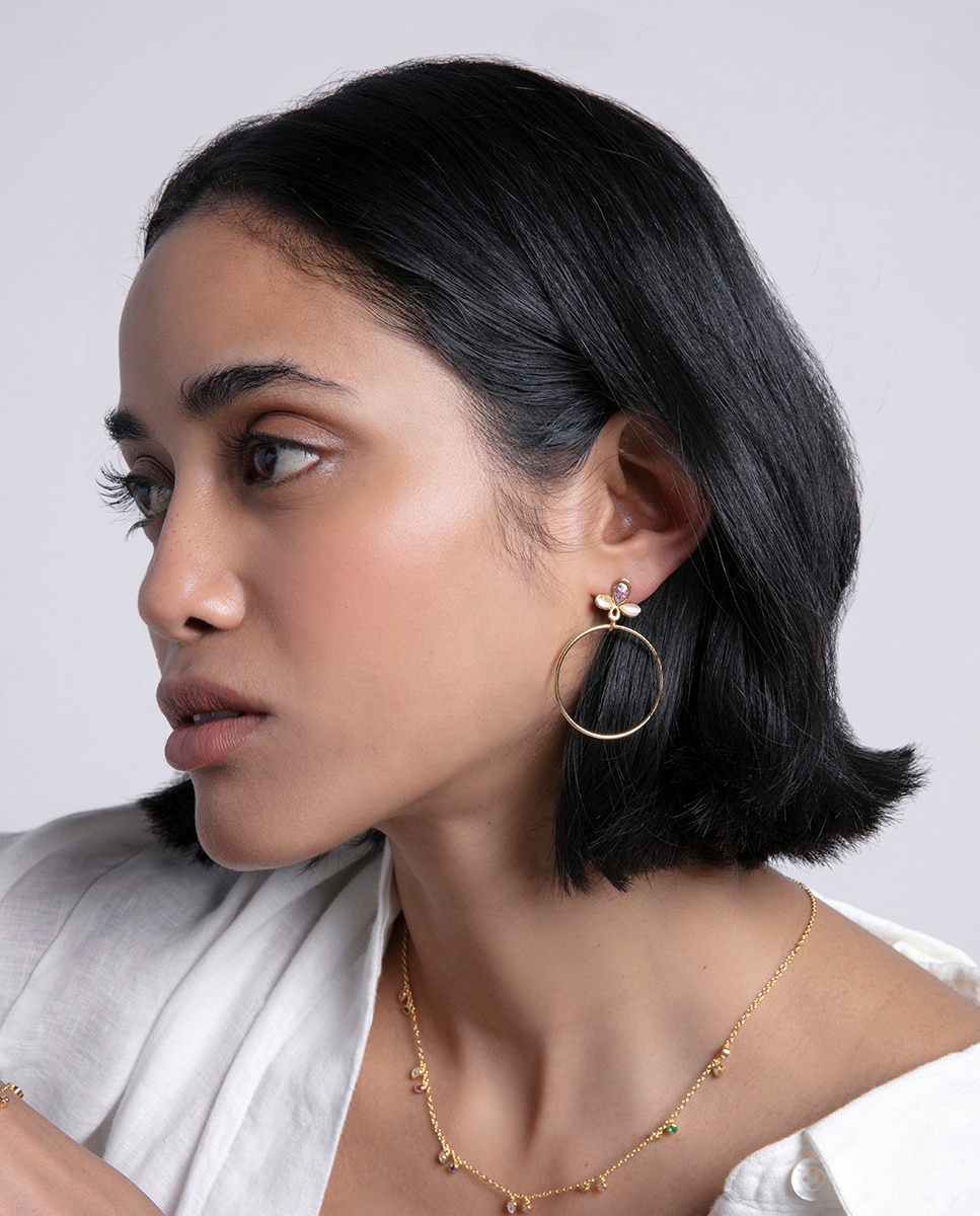 Brincos Trend de Prata de Lei com Banho de Ródio, Flor com Zirconitas e Argola Pendente Dourado-4
